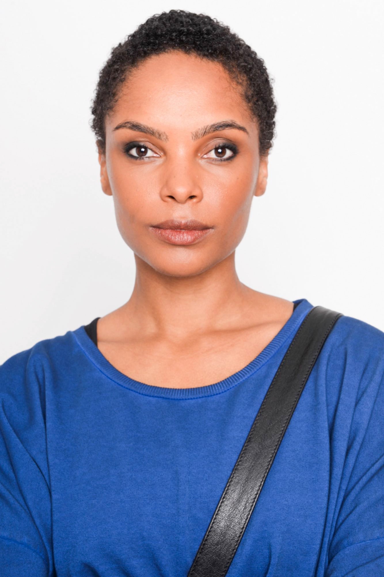 
                  
                    252.04.04 100% CO DARK WASH NIGHTBLUE
                  
                