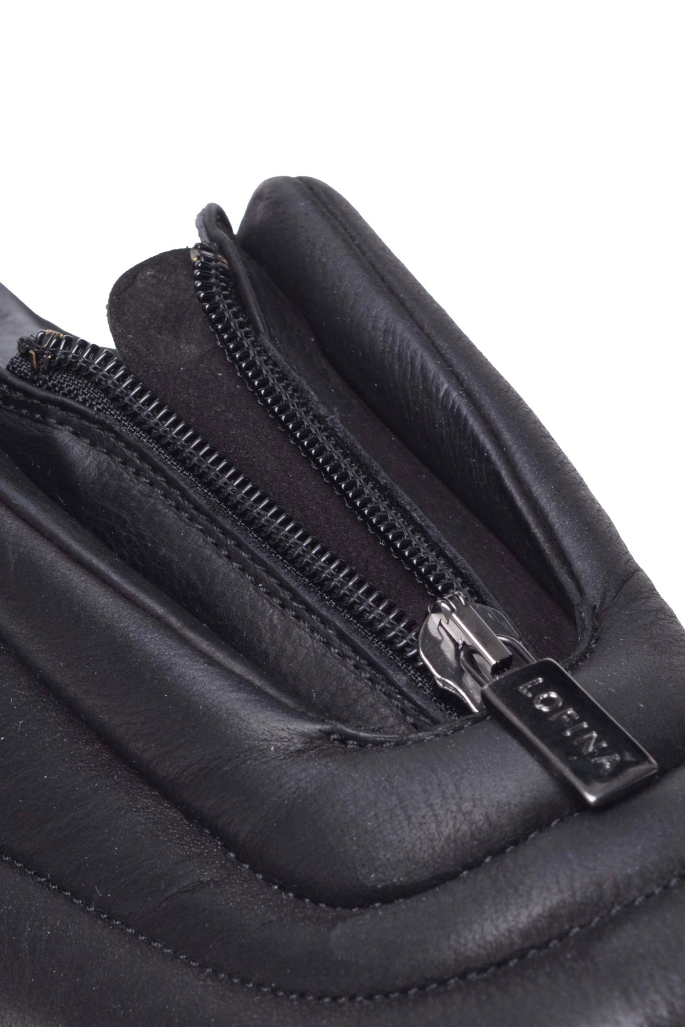 
                  
                    LOFINA 10660 100% LEATHER GASOLINE NERO
                  
                