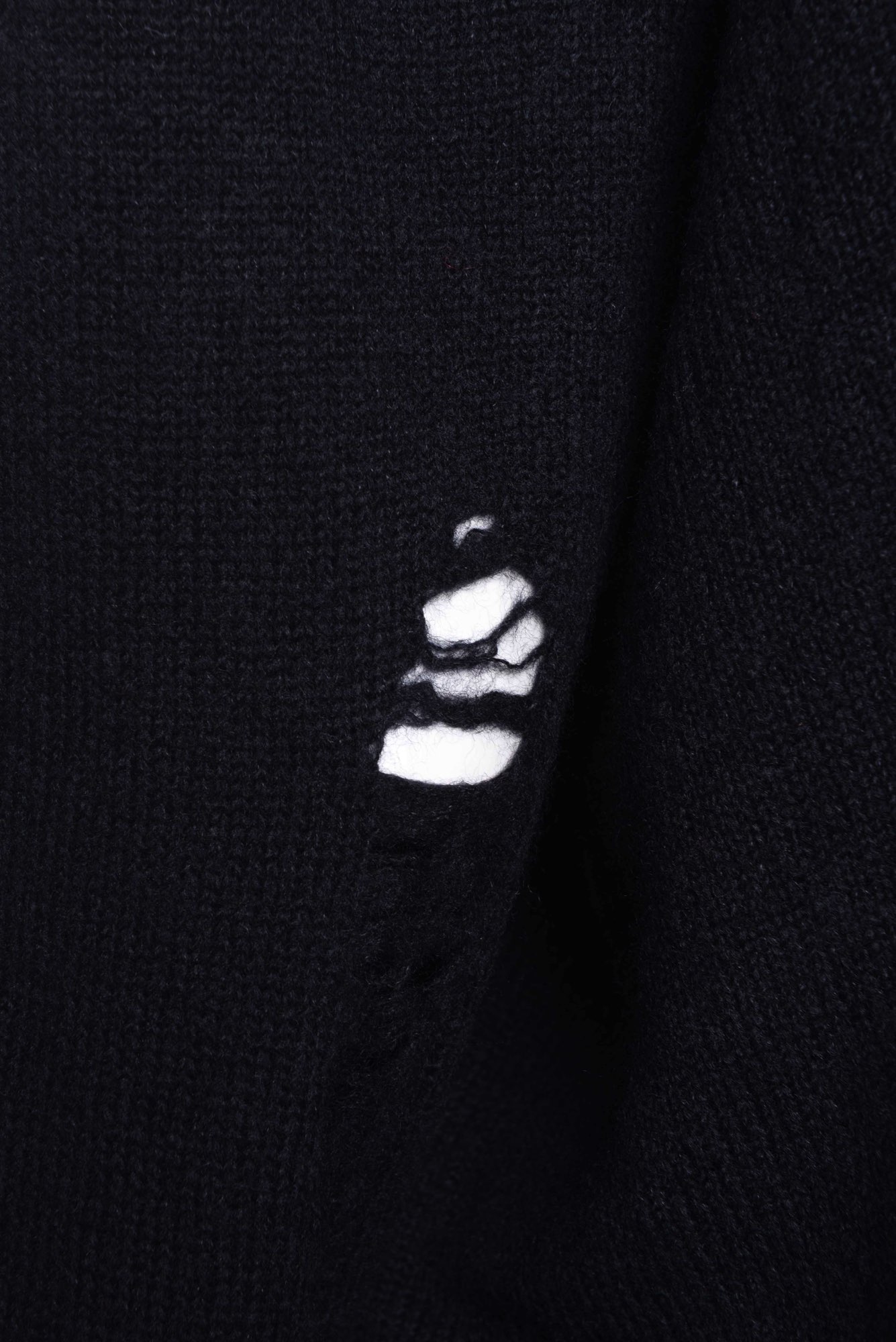 
                  
                    STUDIO B3 SWEATER JOJO SHB-2209 BLACK
                  
                