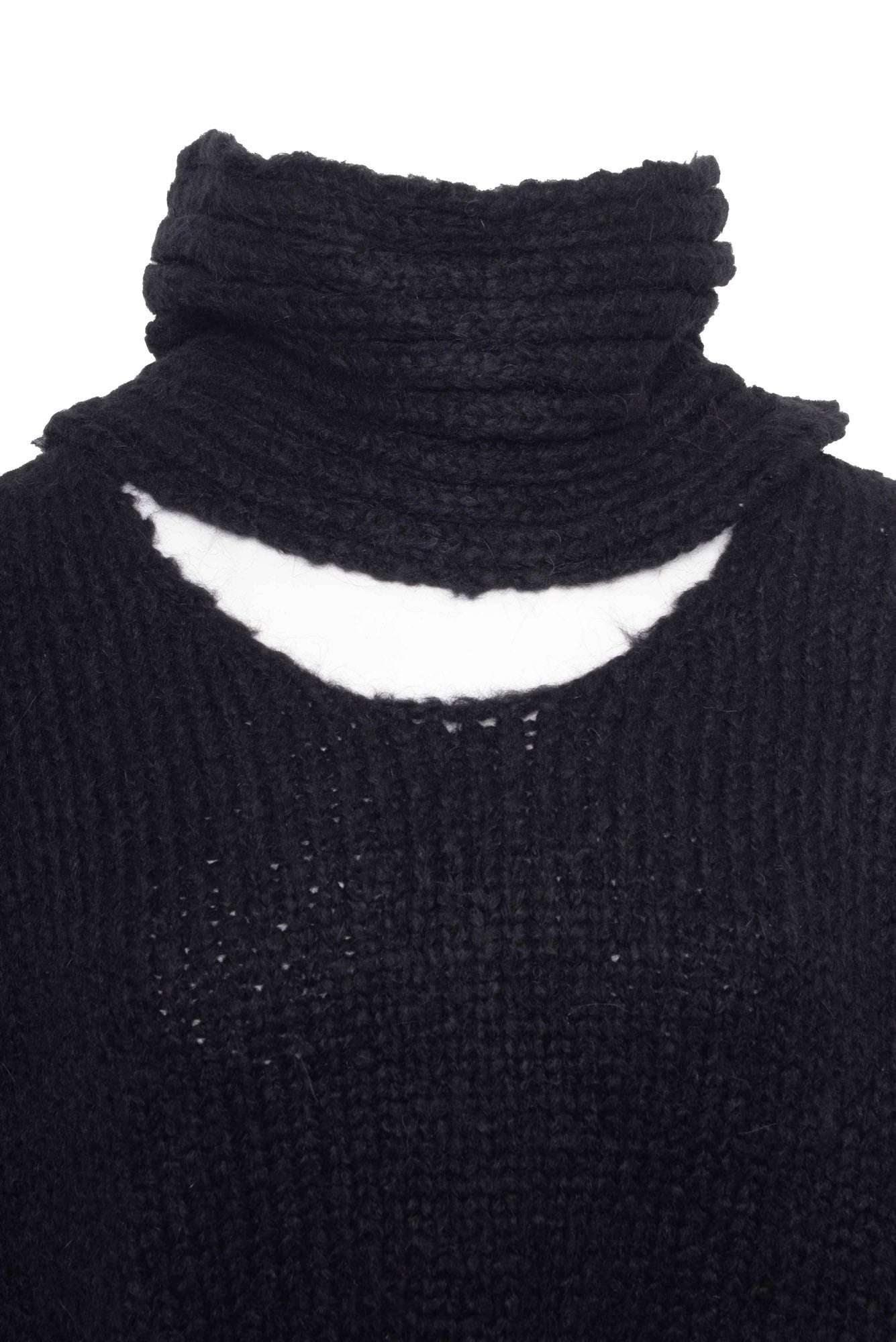 
                  
                    STUDIO B3 SWEATER FRANTIC SHB-2218 BLACK
                  
                