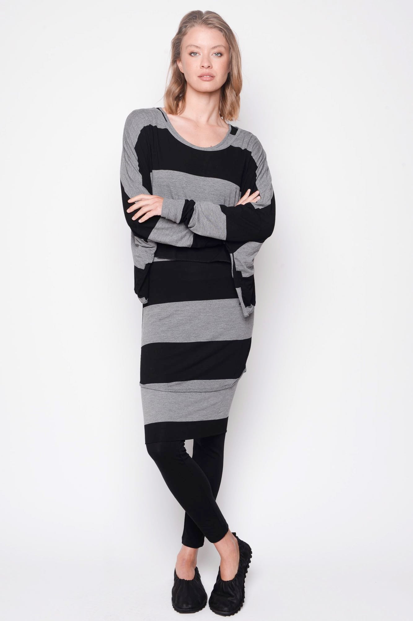 
                  
                    212.06.07 95% co 5% ea 103 Black with Grey
                  
                