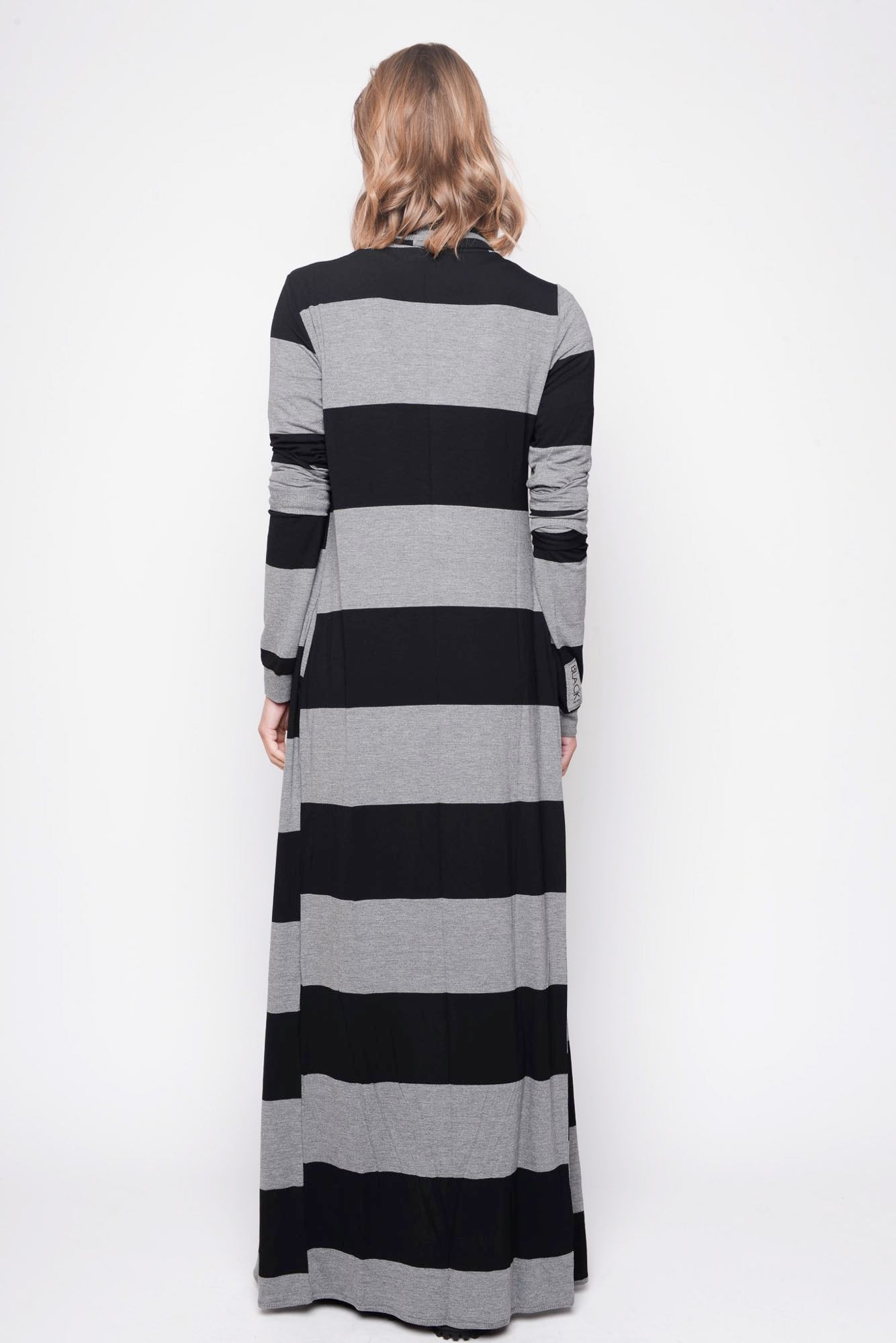 
                  
                    212.06.02 95% co 5% ea 103 Black with Grey
                  
                