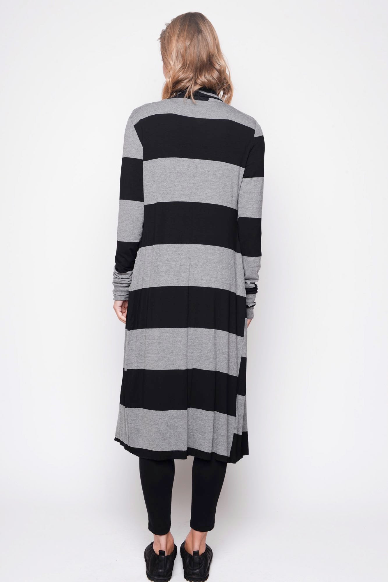 
                  
                    212.06.02.1 95% co 5% ea 103 Black with Grey
                  
                