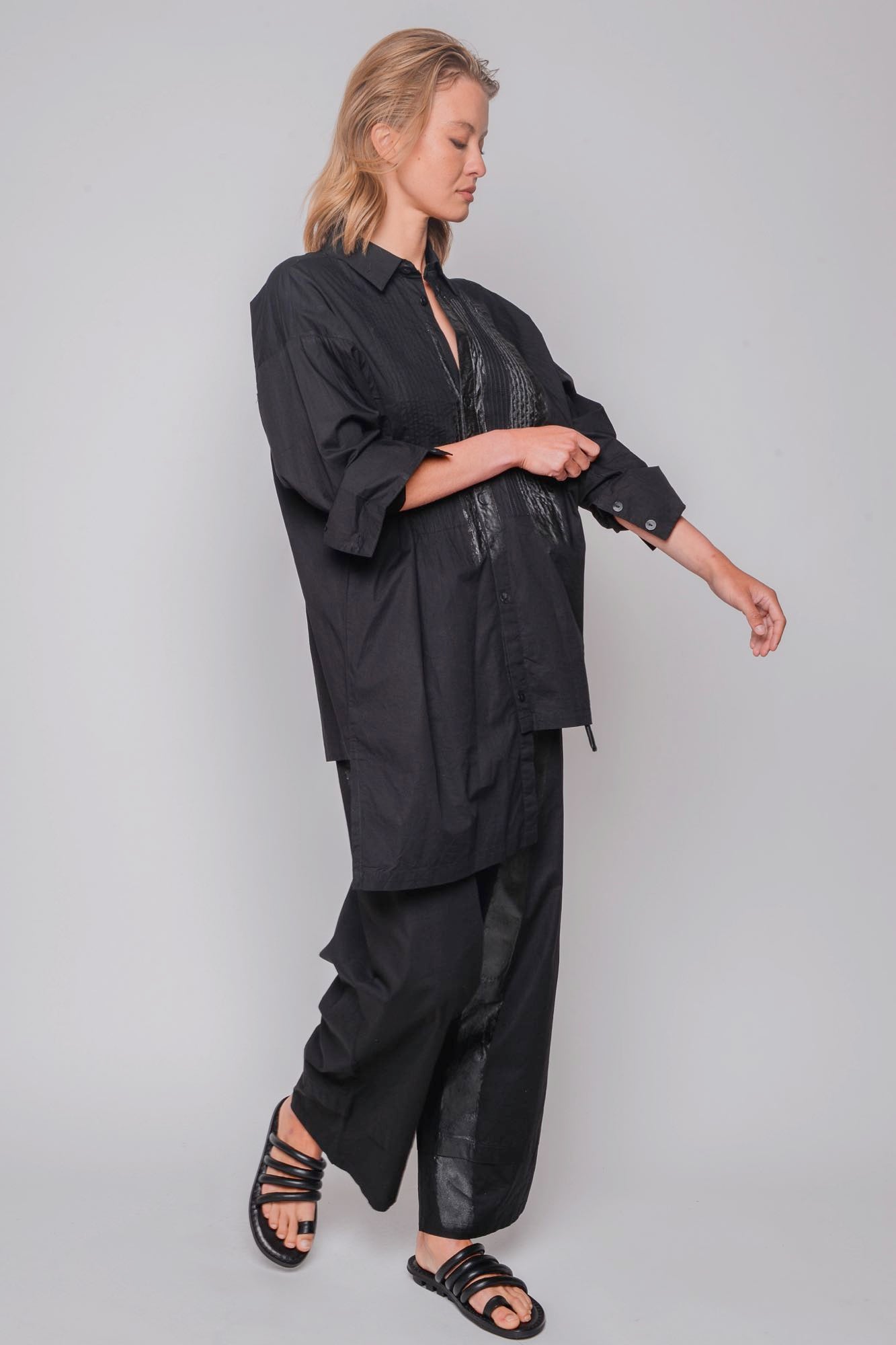 
                  
                    ID.04.04.02 100% CO 1001 BLACK & PAINT
                  
                