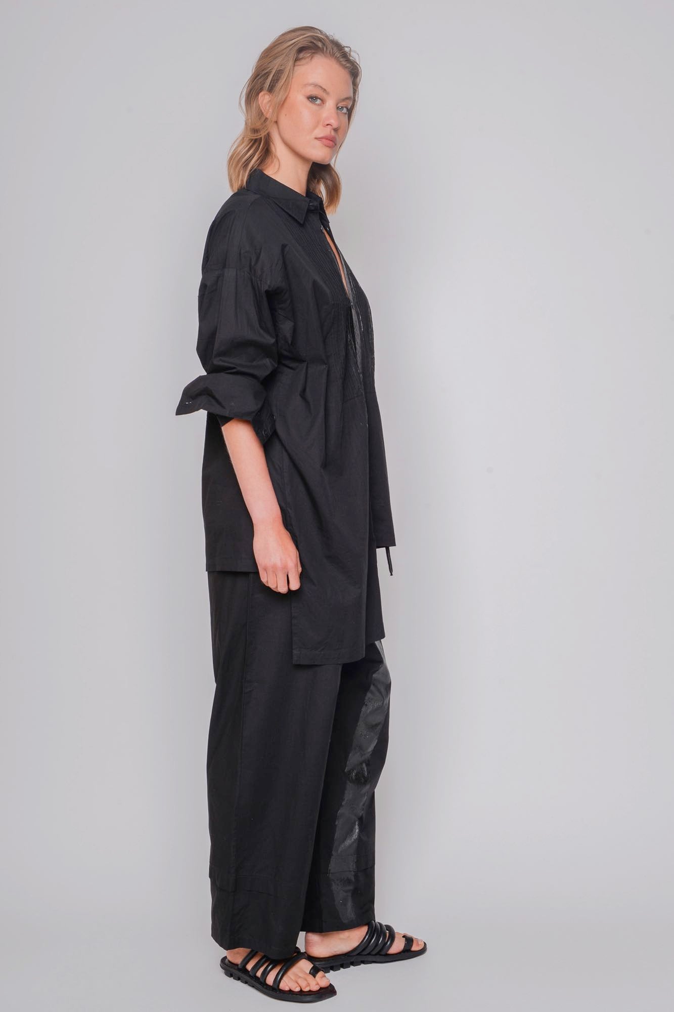 
                  
                    ID.04.04.03 100% CO 1001 BLACK & PAINT
                  
                