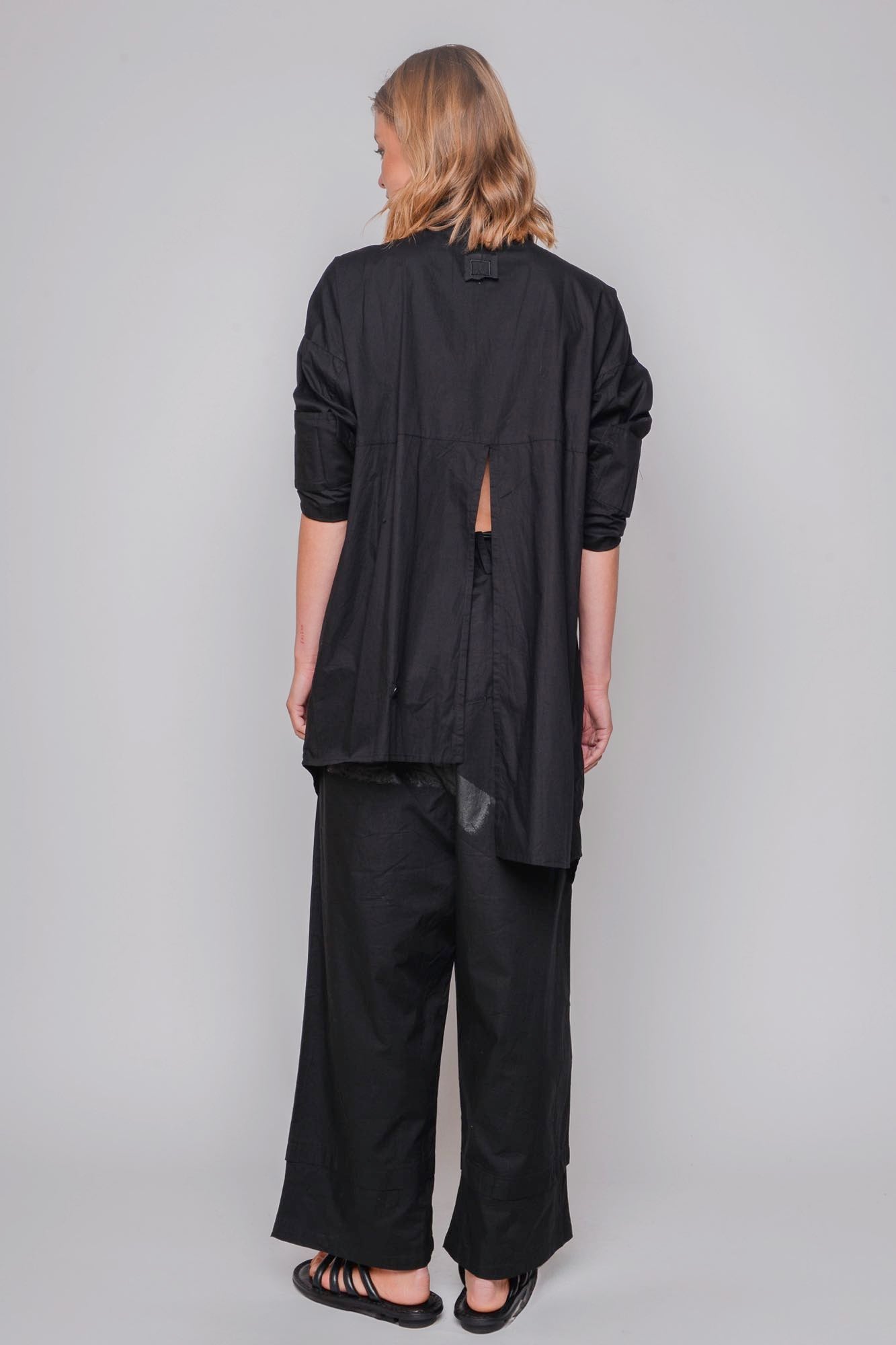 
                  
                    ID.04.04.01 100% CO 1001 BLACK & PAINT
                  
                
