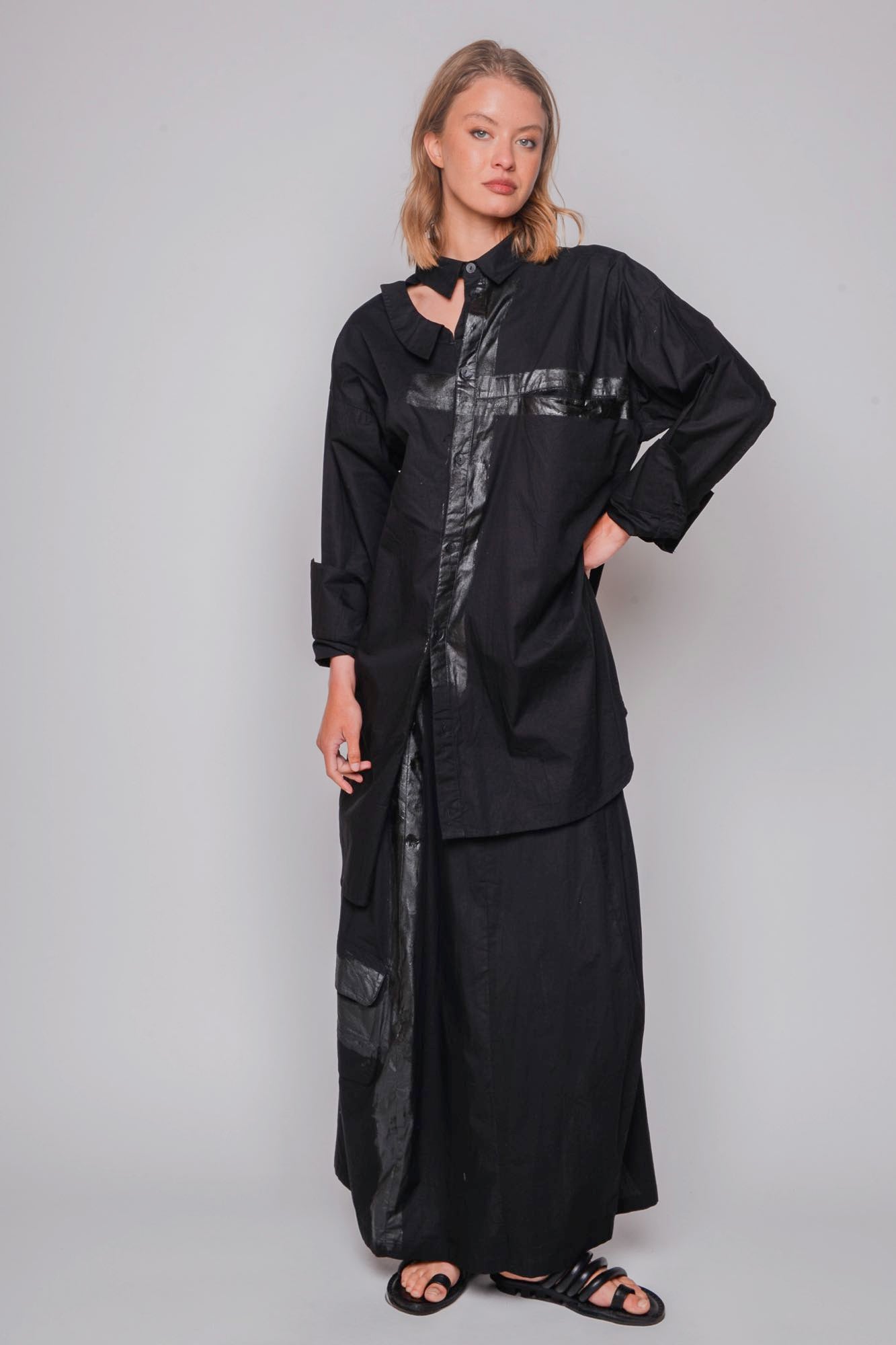 
                  
                    ID.04.04.05 100% CO 1001 BLACK & PAINT
                  
                