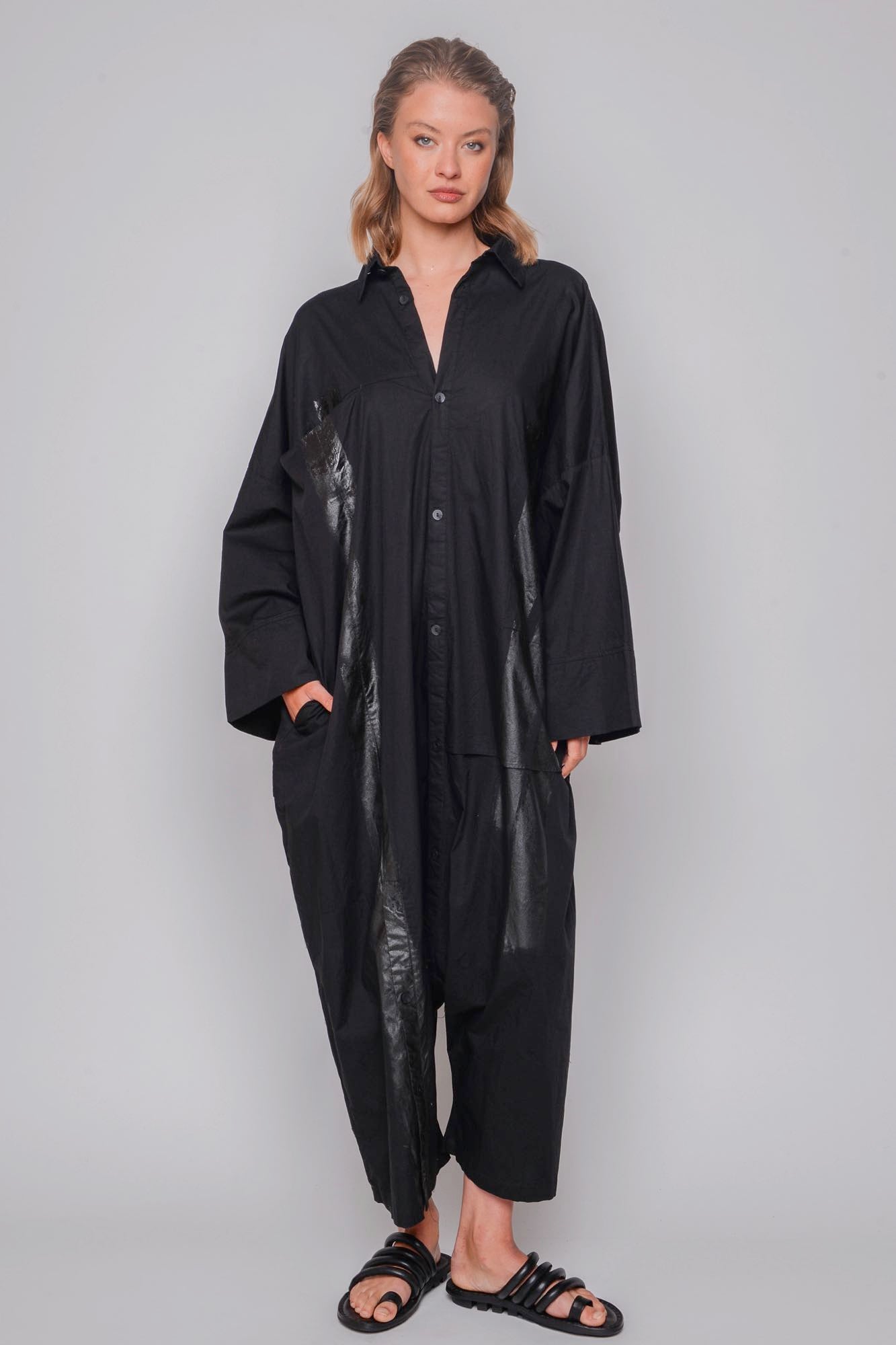 
                  
                    ID.04.04.04 100% CO 1001 BLACK & PAINT
                  
                
