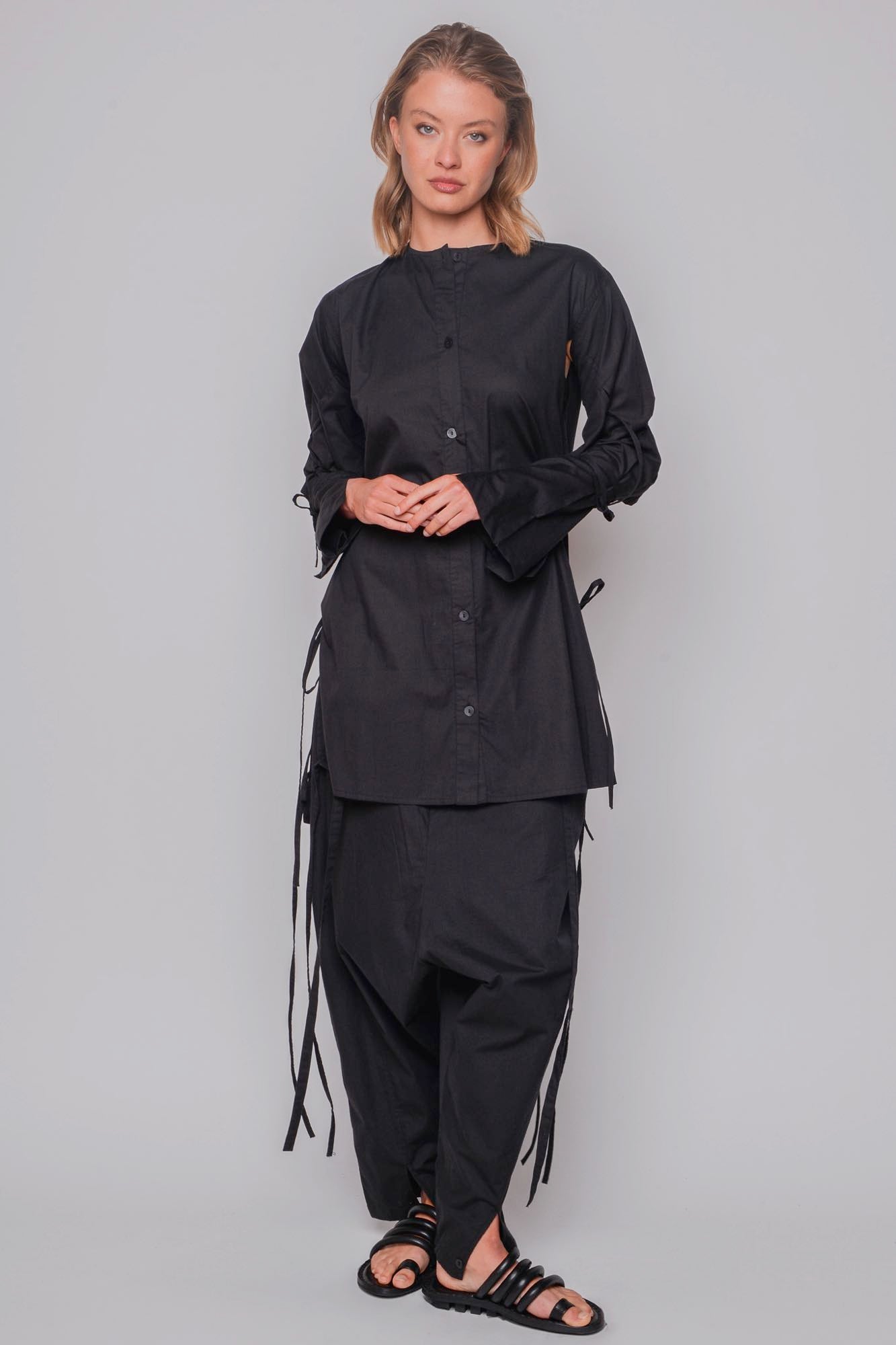 
                  
                    ID.03.05.02 95% CO /5% EA 100 BLACK
                  
                