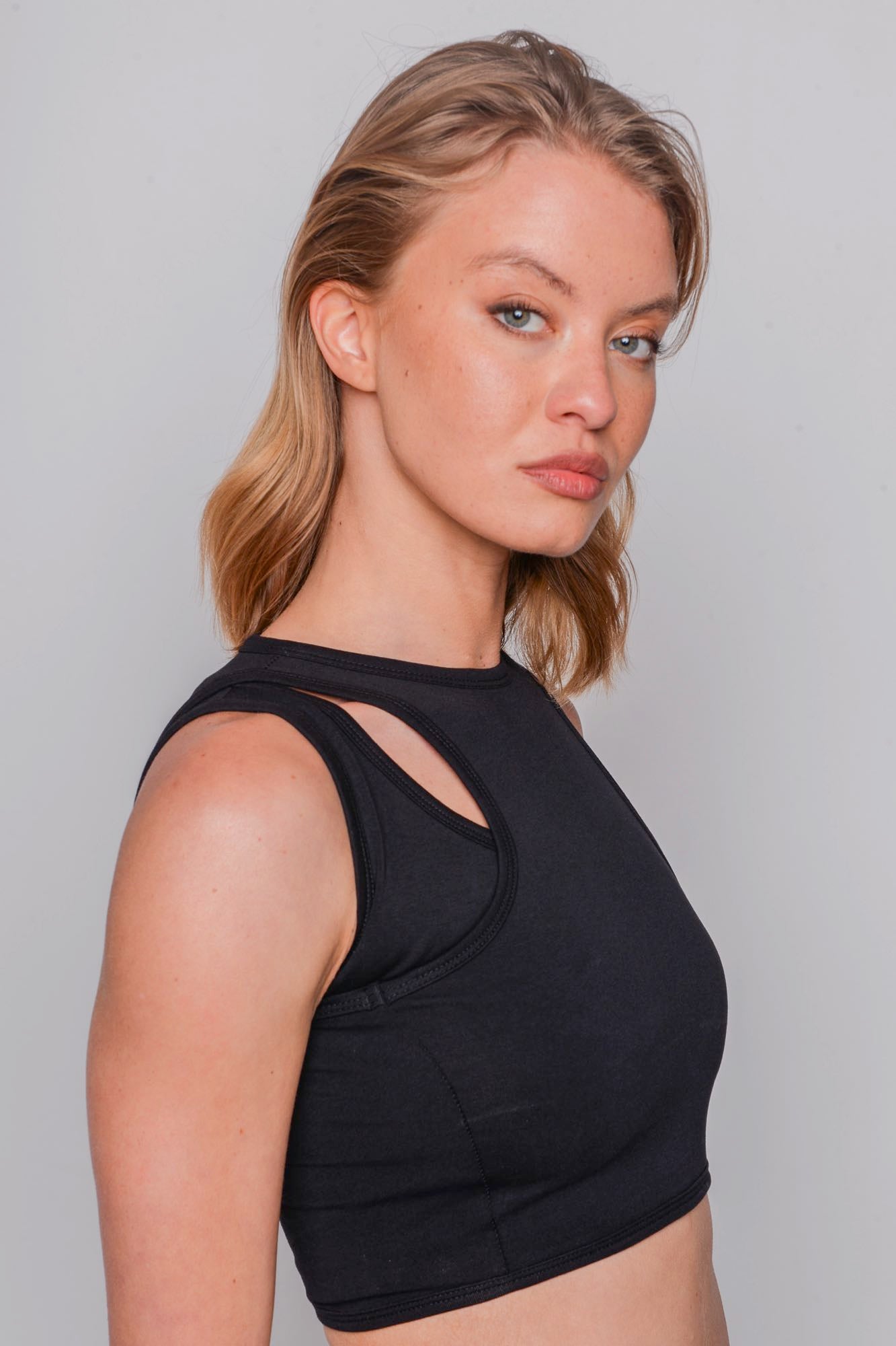 
                  
                    ID.03.01.01 95% CO 5% EA 100 BLACK
                  
                