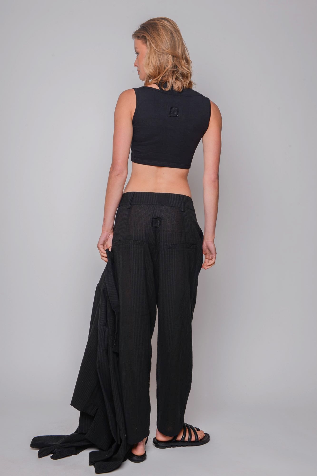 
                  
                    ID.03.01.01 95% CO 5% EA 100 BLACK
                  
                
