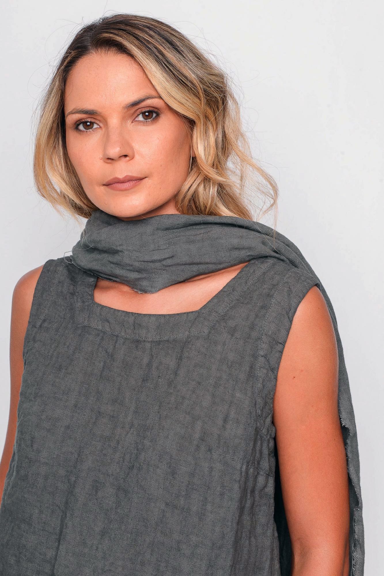 
                  
                    261.04.15 100% LINEN 708 RV SAGE
                  
                