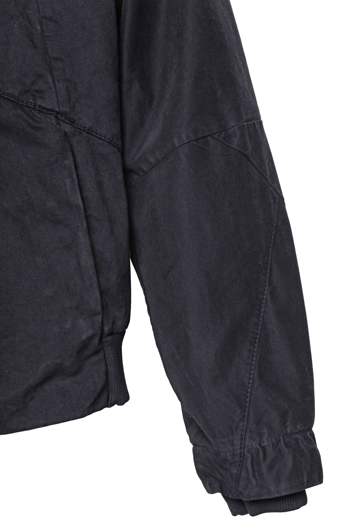 
                  
                    TRANSIT CFUTRBD135 95%CO 5%EA U10 BLACK
                  
                