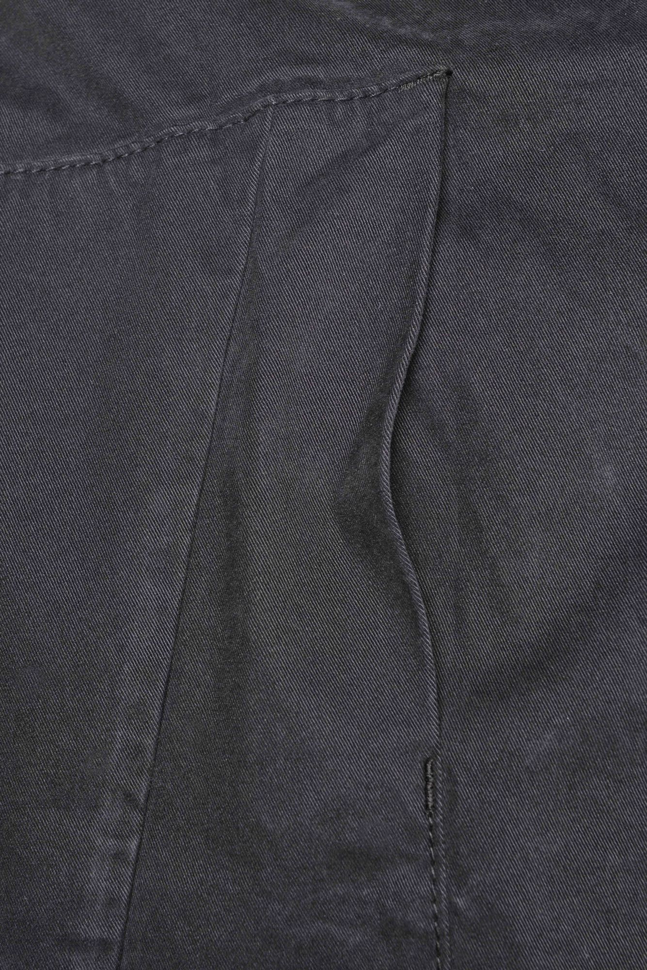 
                  
                    TRANSIT CFUTRBD135 95%CO 5%EA U10 BLACK
                  
                