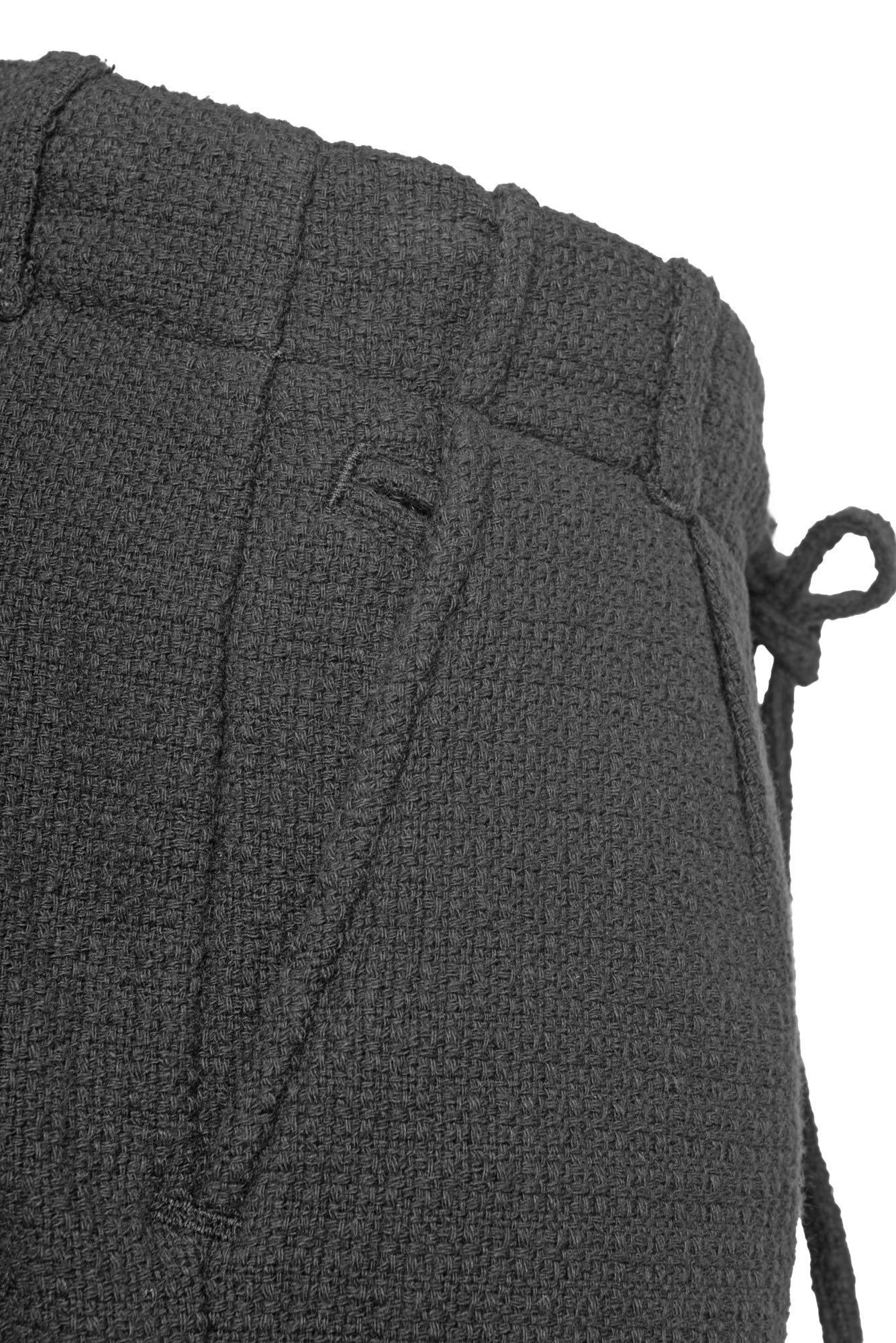 
                  
                    HANNES ROETHER pa21dre.7076 65%CO 32%PL 3%AF 111353/7076
                  
                