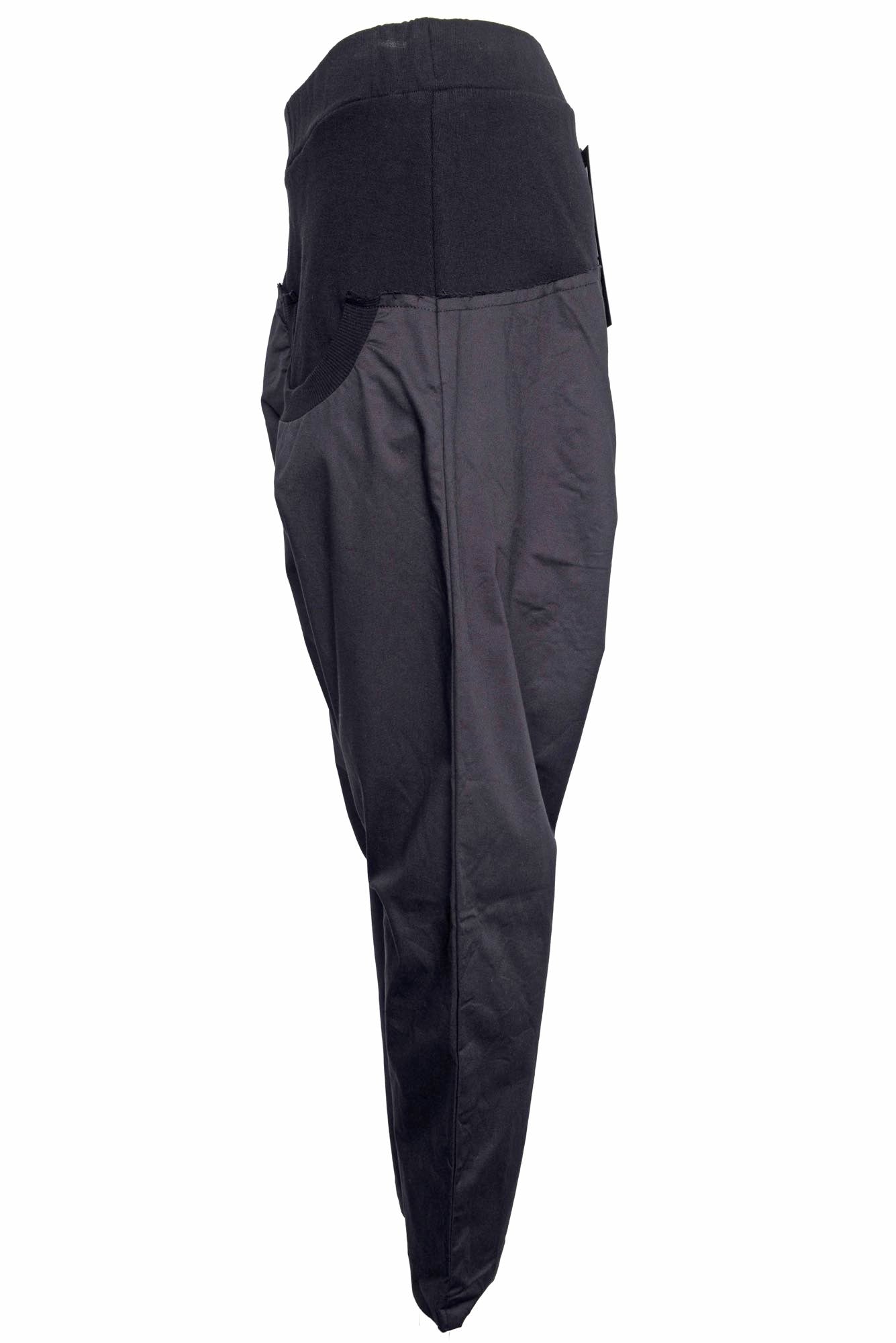 
                  
                    STUDIO B3 PANT PLUTTO RBB 2030
                  
                