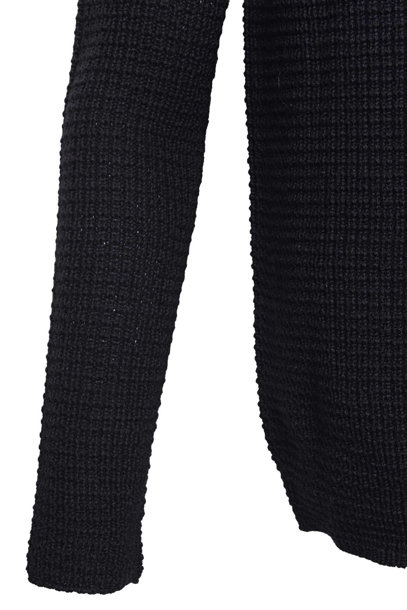 
                  
                    HANNES ROETHER ei10dle.130
                  
                