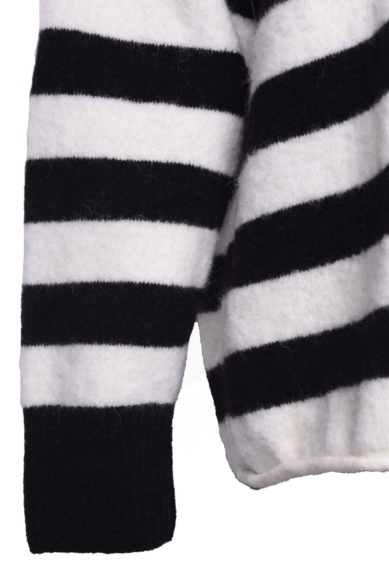 
                  
                    PAL OFFNER 040202-320008 BABY ALPACA WOOL M00047 STRIPED BLACK + CREME
                  
                