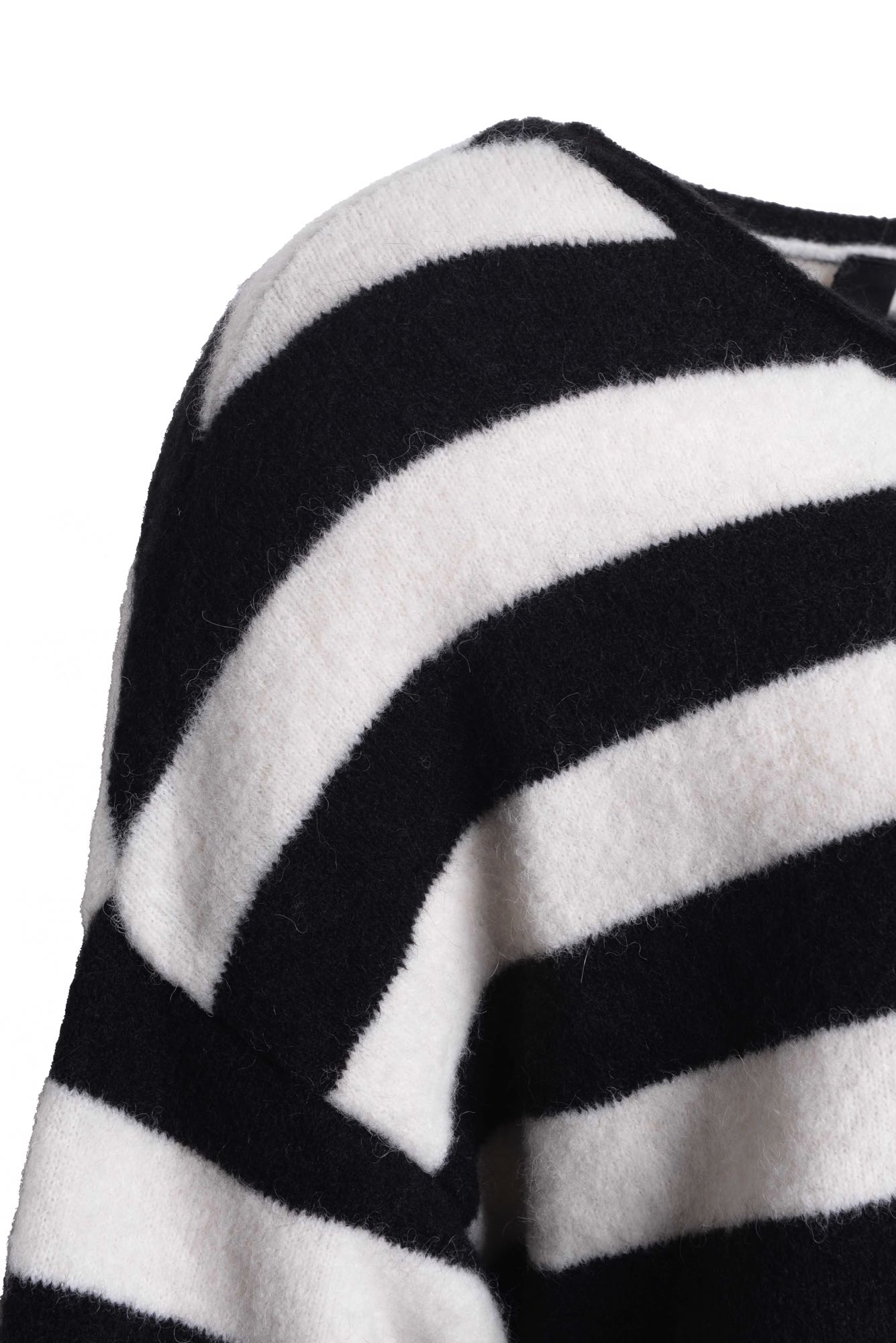 
                  
                    PAL OFFNER 040202-320008 BABY ALPACA WOOL M00047 STRIPED BLACK + CREME
                  
                