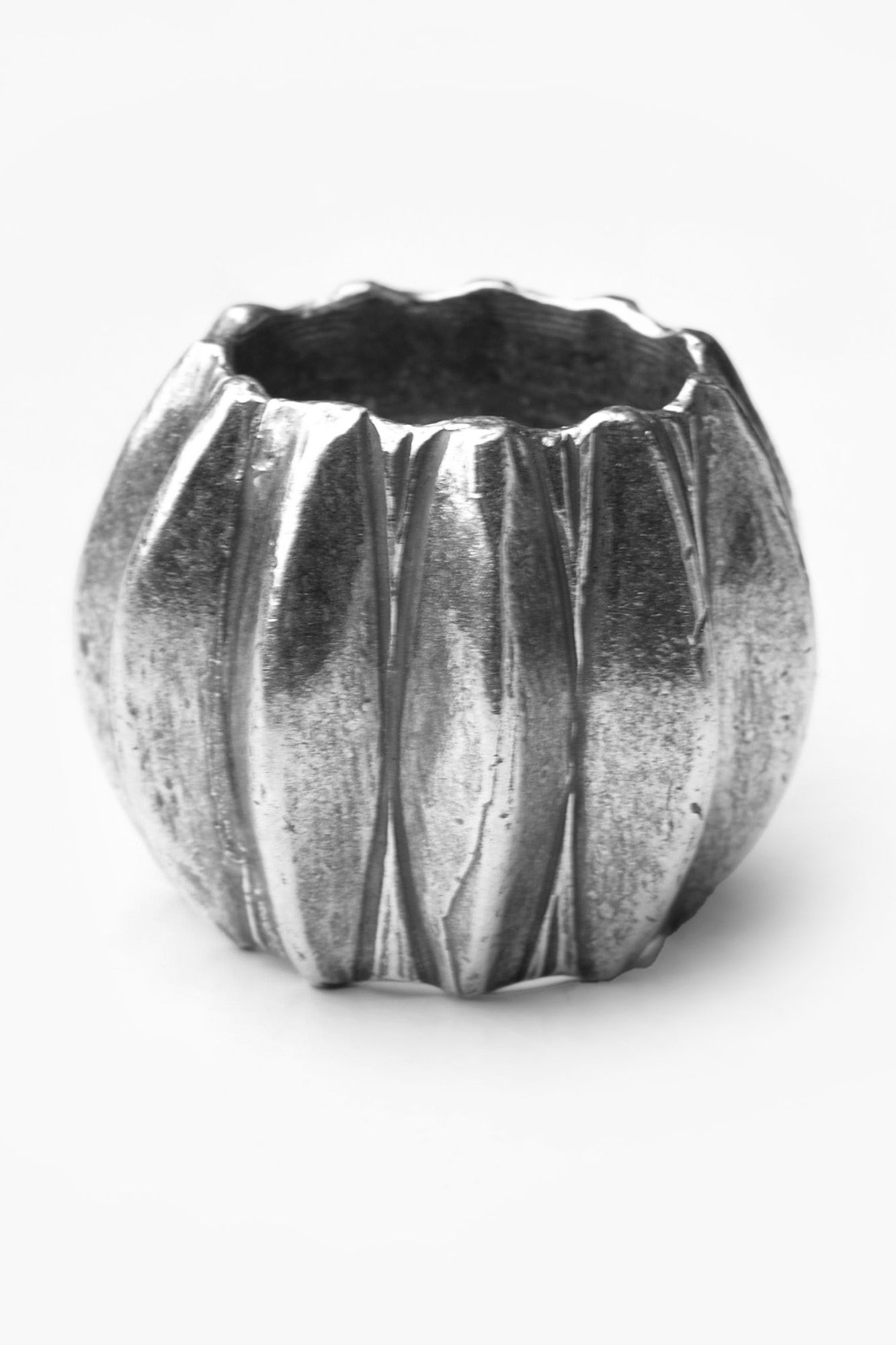 
                  
                    GOTI AN945 100% SILVER
                  
                