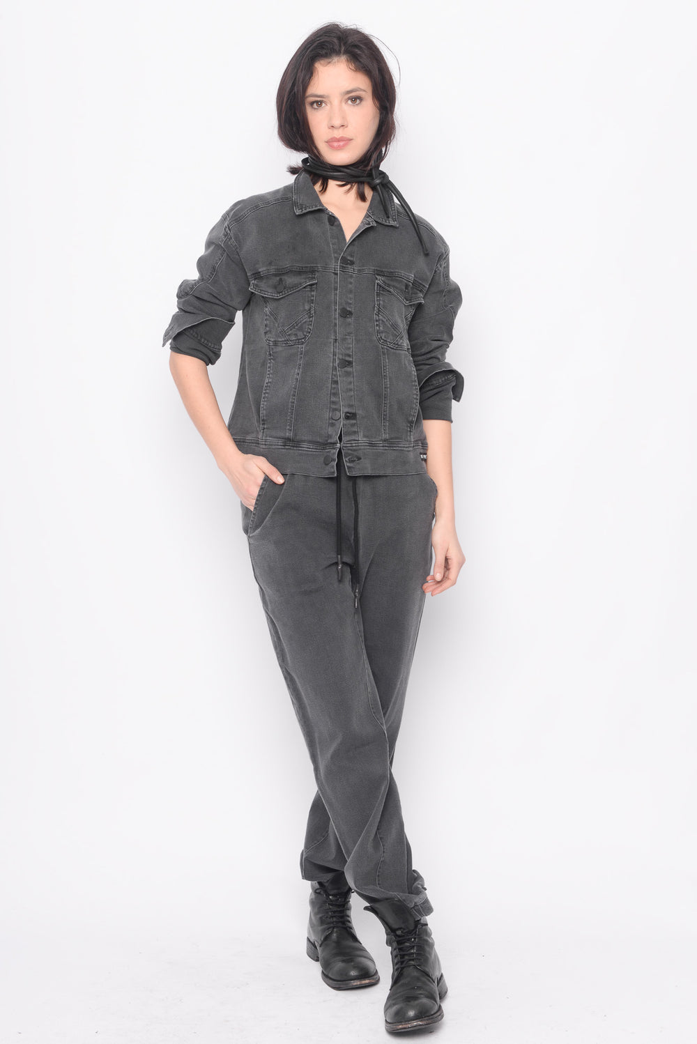 BP222.06.03.1 denim 96.5%co 3.5%ea 105 FADED BLACK