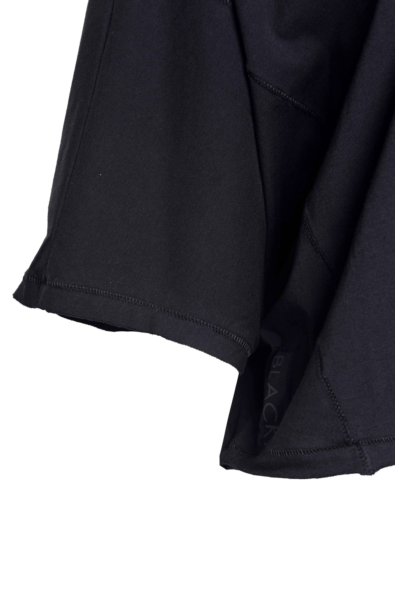 
                  
                    262.06.01 100 BLACK
                  
                