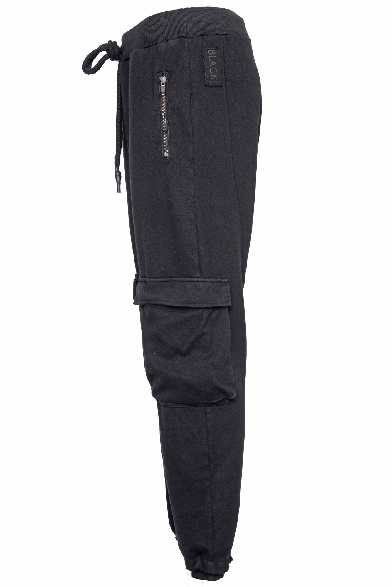 
                  
                    262.01.05 RV100 BLACK
                  
                