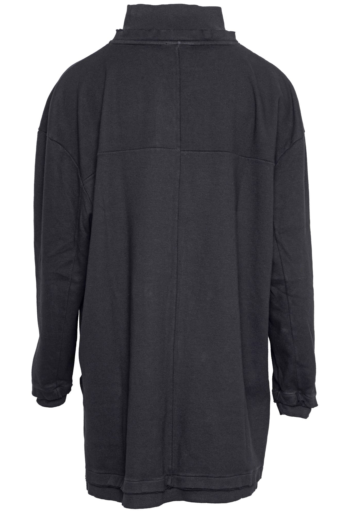 
                  
                    262.01.04 RV100 BLACK
                  
                