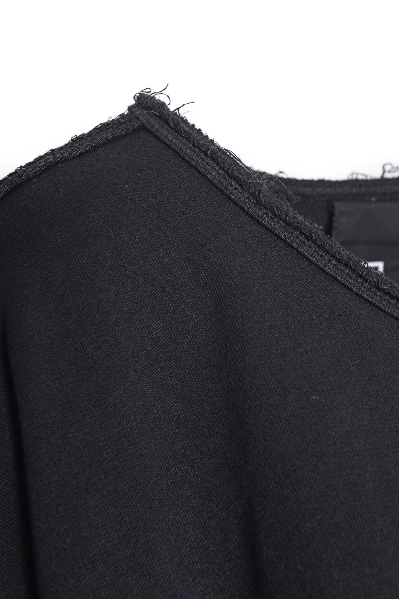 
                  
                    262.03.06 RV100 BLACK
                  
                