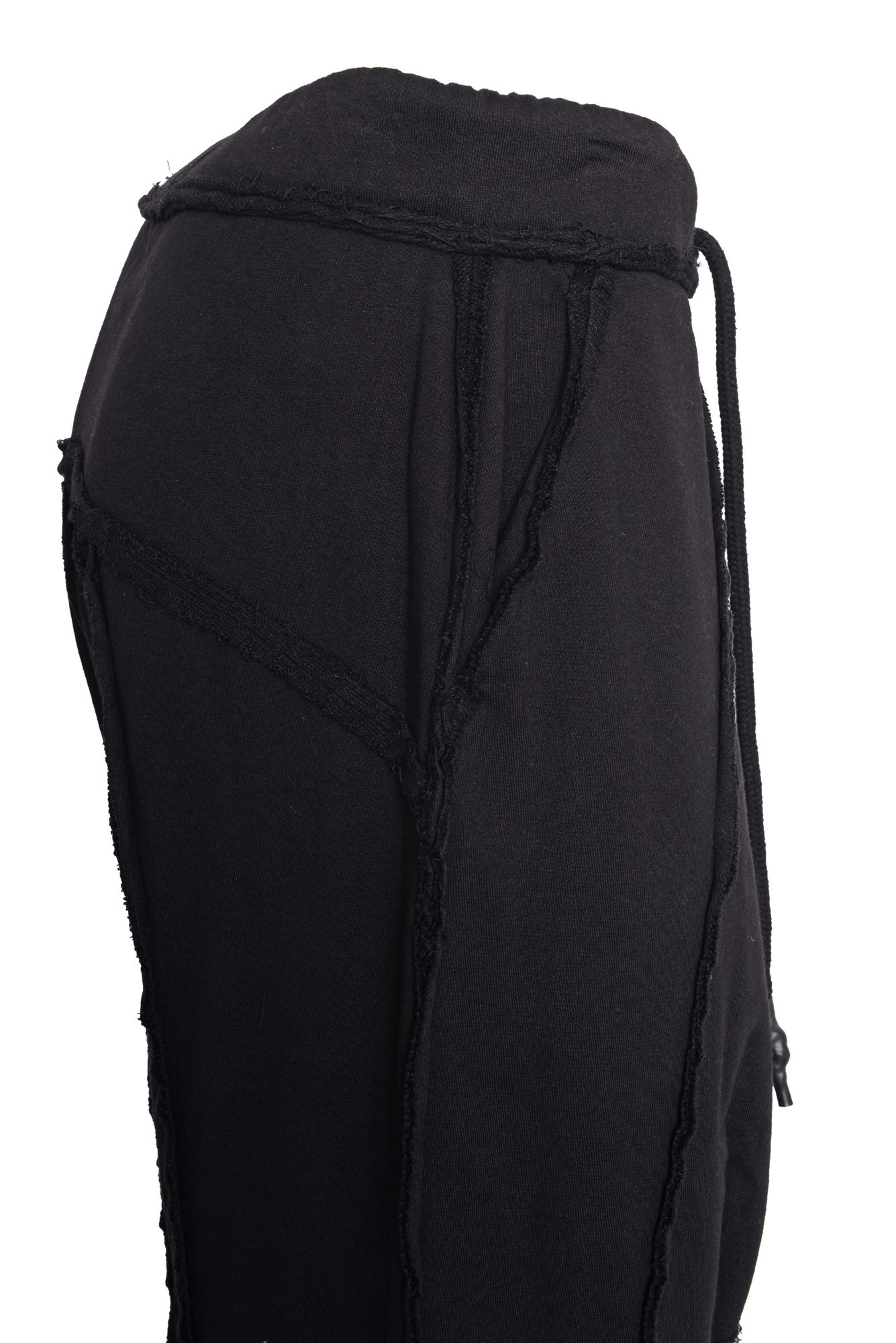 
                  
                    262.03.02 RV100 BLACK
                  
                