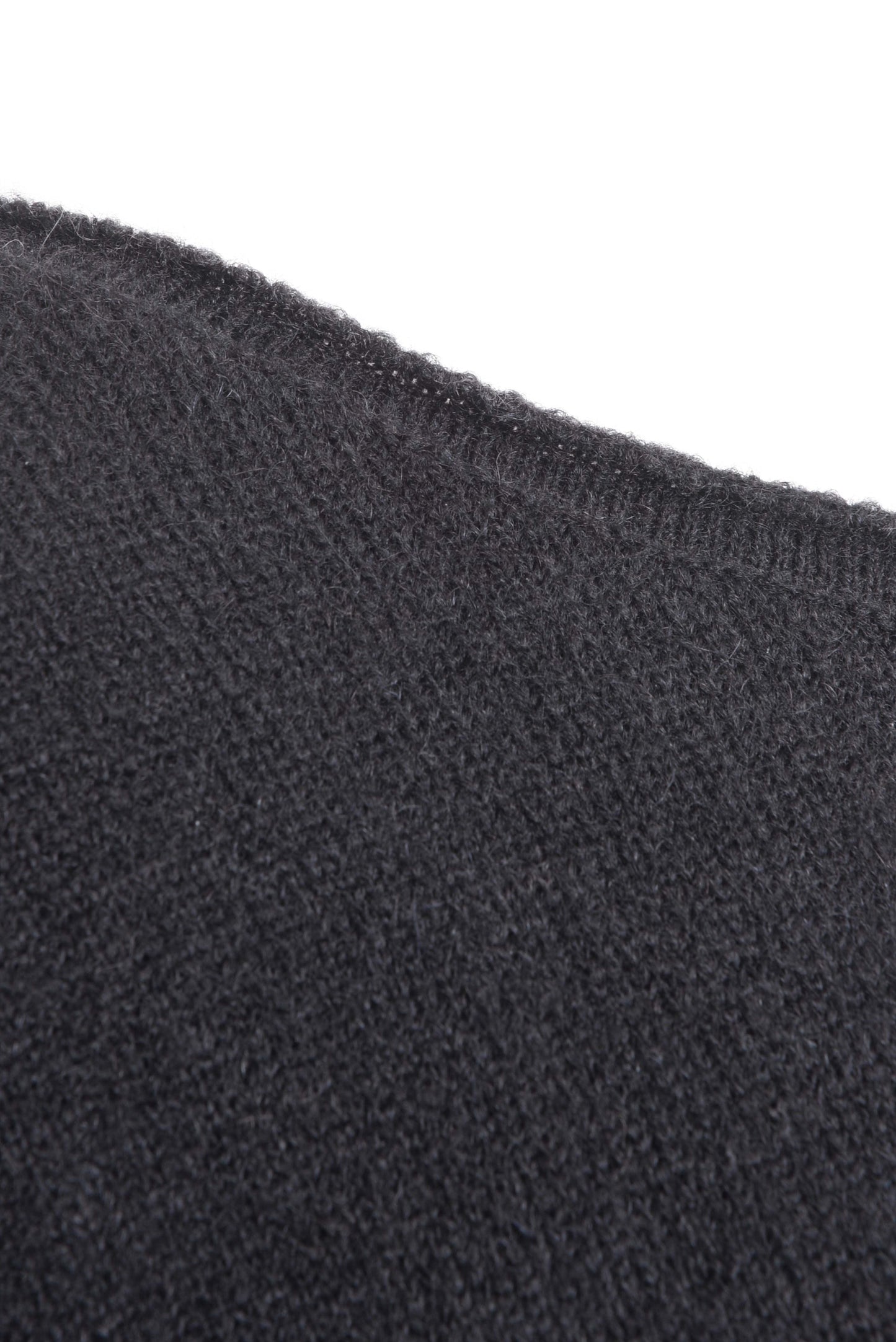 
                  
                    PAL OFFNER 2402-040202-320008 BABY ALPACA WOOL 900001 BLACK
                  
                