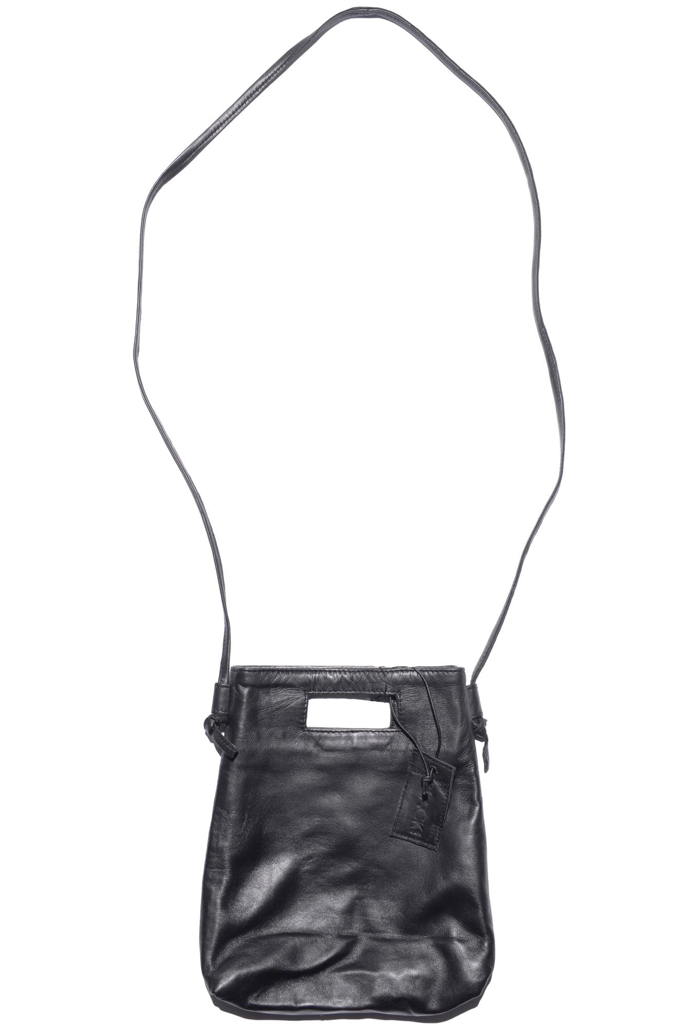 
                  
                    B40.262.40.14 100 BLACK
                  
                