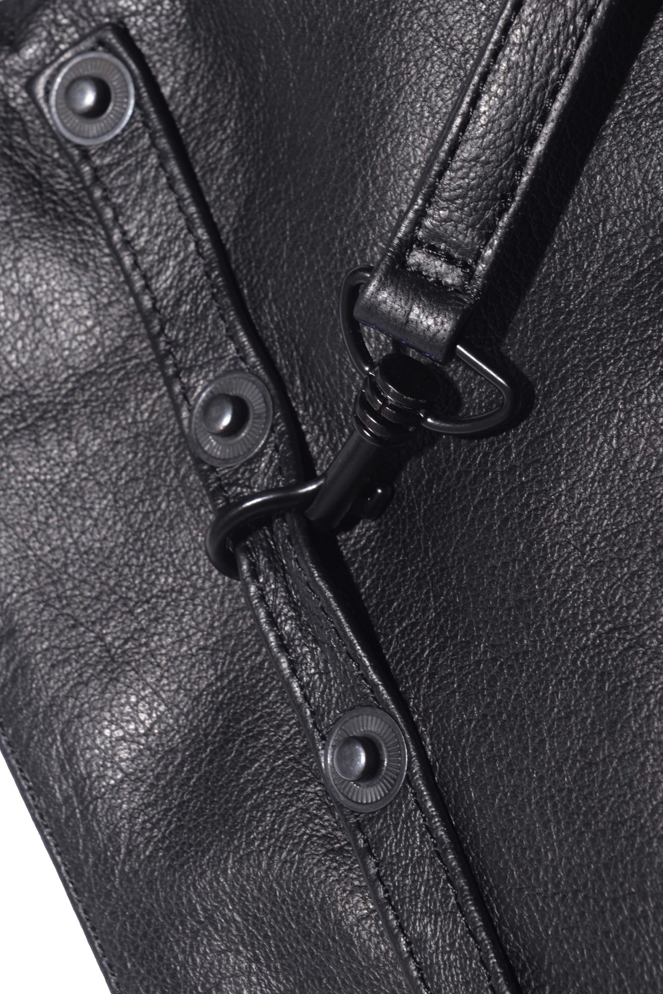 
                  
                    B40.262.40.01 100 BLACK
                  
                