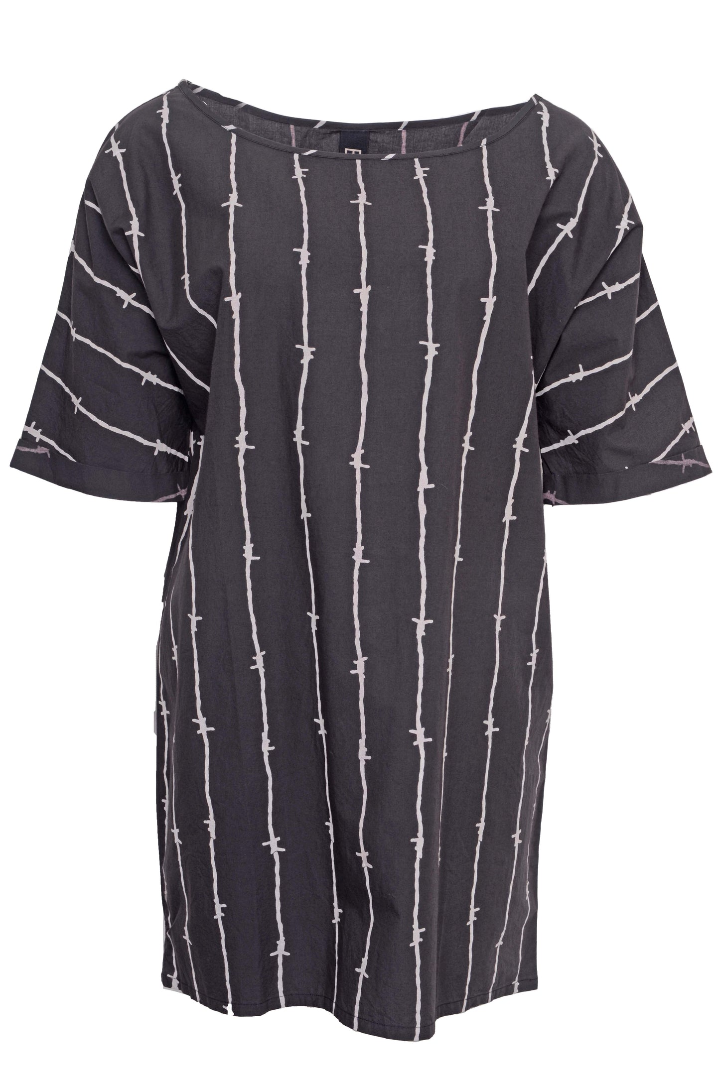
                  
                    211.23.05 Tunic Keep Me Alive 100% Cotton Black with vapor print
                  
                
