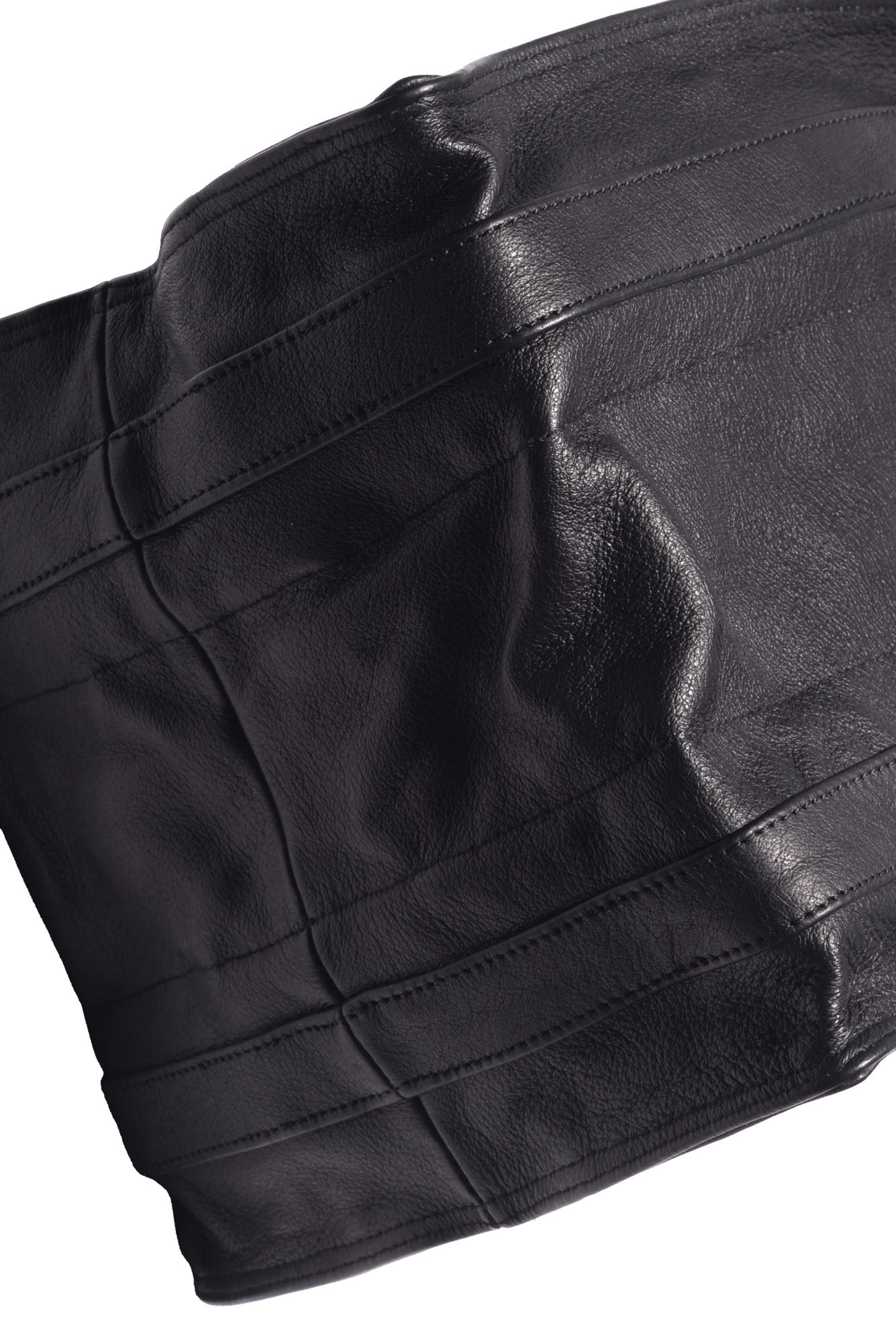 
                  
                    B40.262.40.15 100 BLACK
                  
                