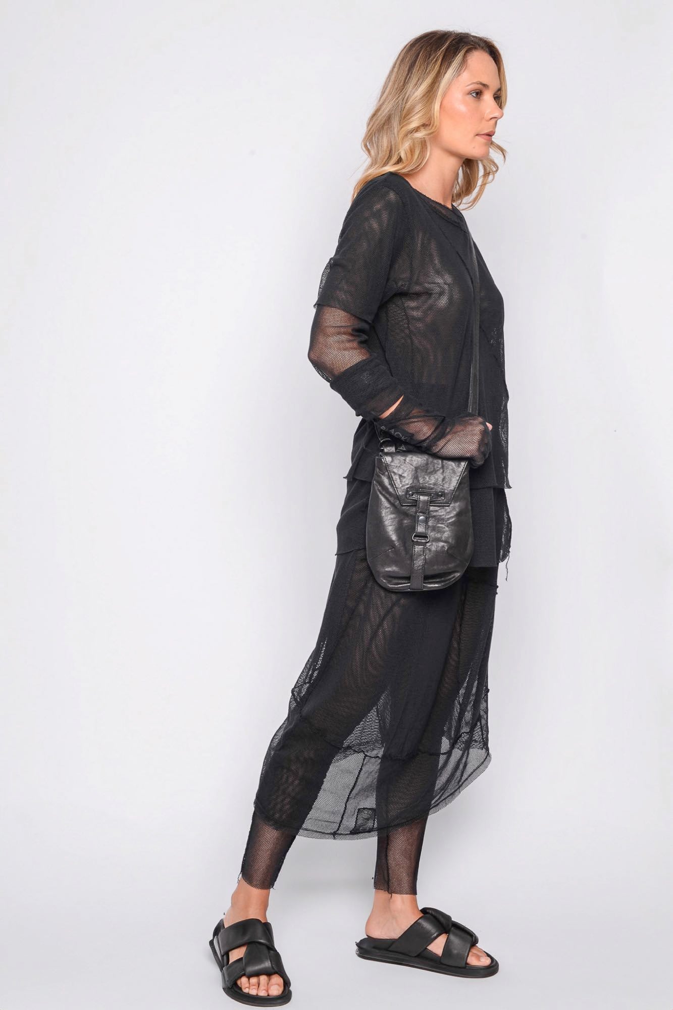 
                  
                    261.03.06 100% CO GAZE 100 BLACK
                  
                