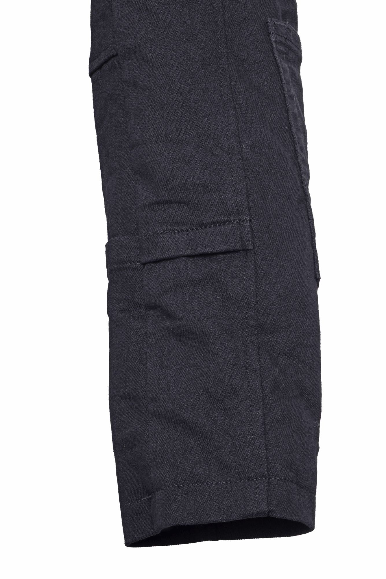 
                  
                    STUDIO B3 CROP JACKET RAMMA NB 2087 BLACK
                  
                