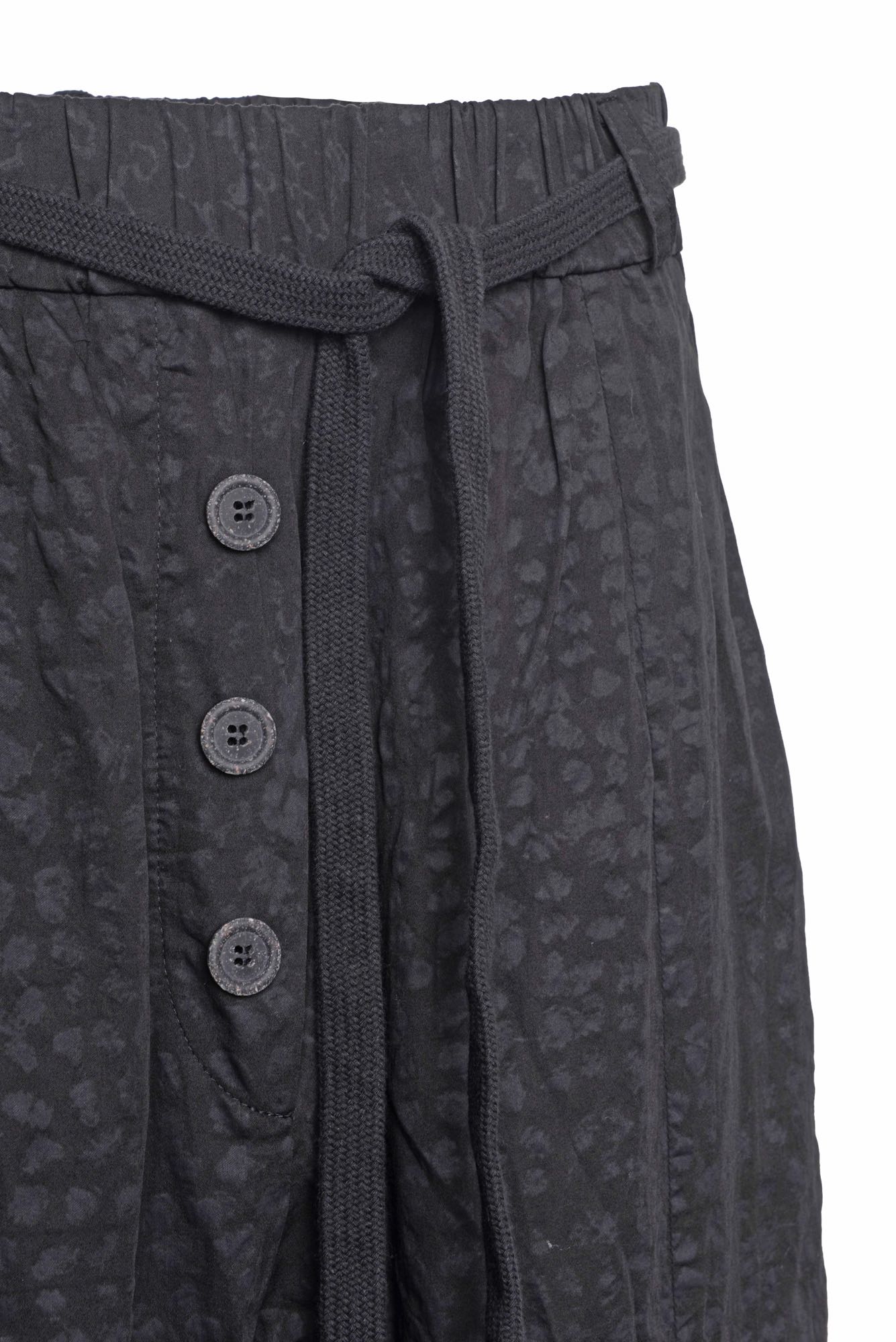 
                  
                    STUDIO B3 PANTS PANVO NB 2151 BLACK
                  
                