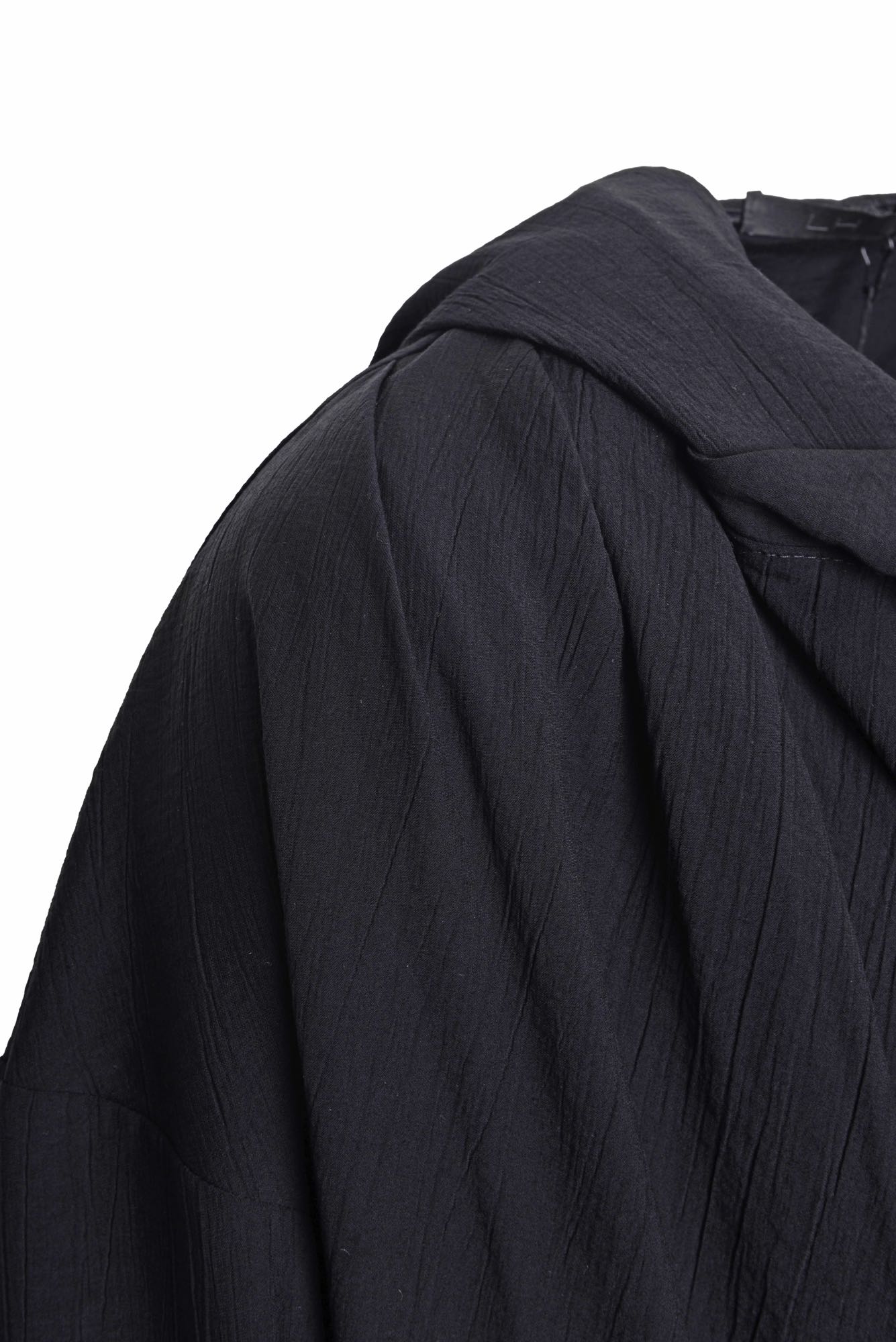 
                  
                    LA HAINE INSIDE US - P26083MM1245 87%VI/13%PA 100 BLACK
                  
                