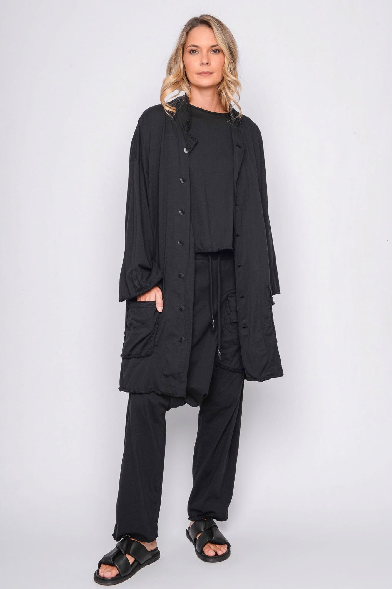 
                  
                    261.01.07 100% LIGHT JERSEY CO 100 BLACK
                  
                