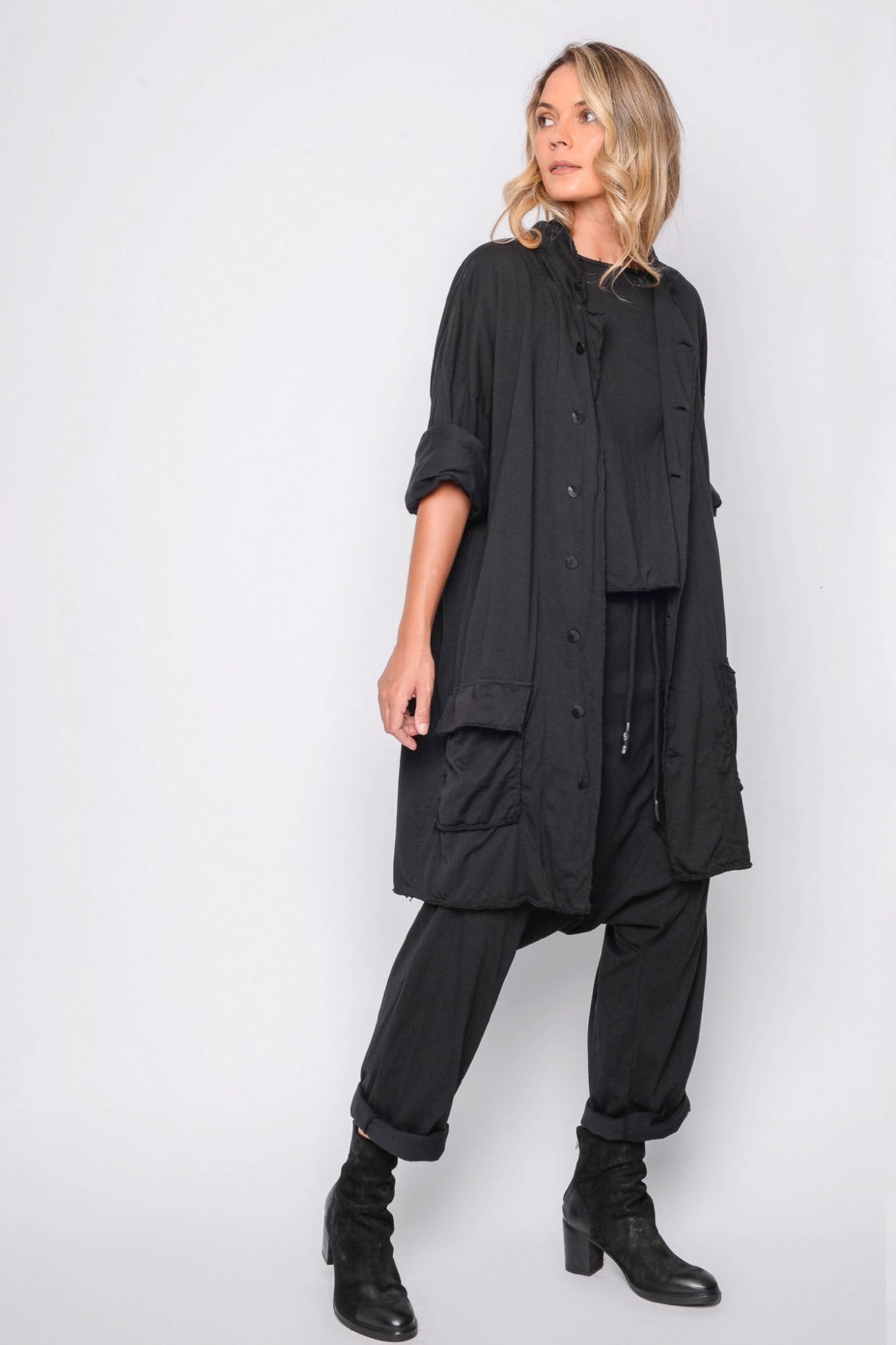 
                  
                    261.01.07 100% LIGHT JERSEY CO 100 BLACK
                  
                