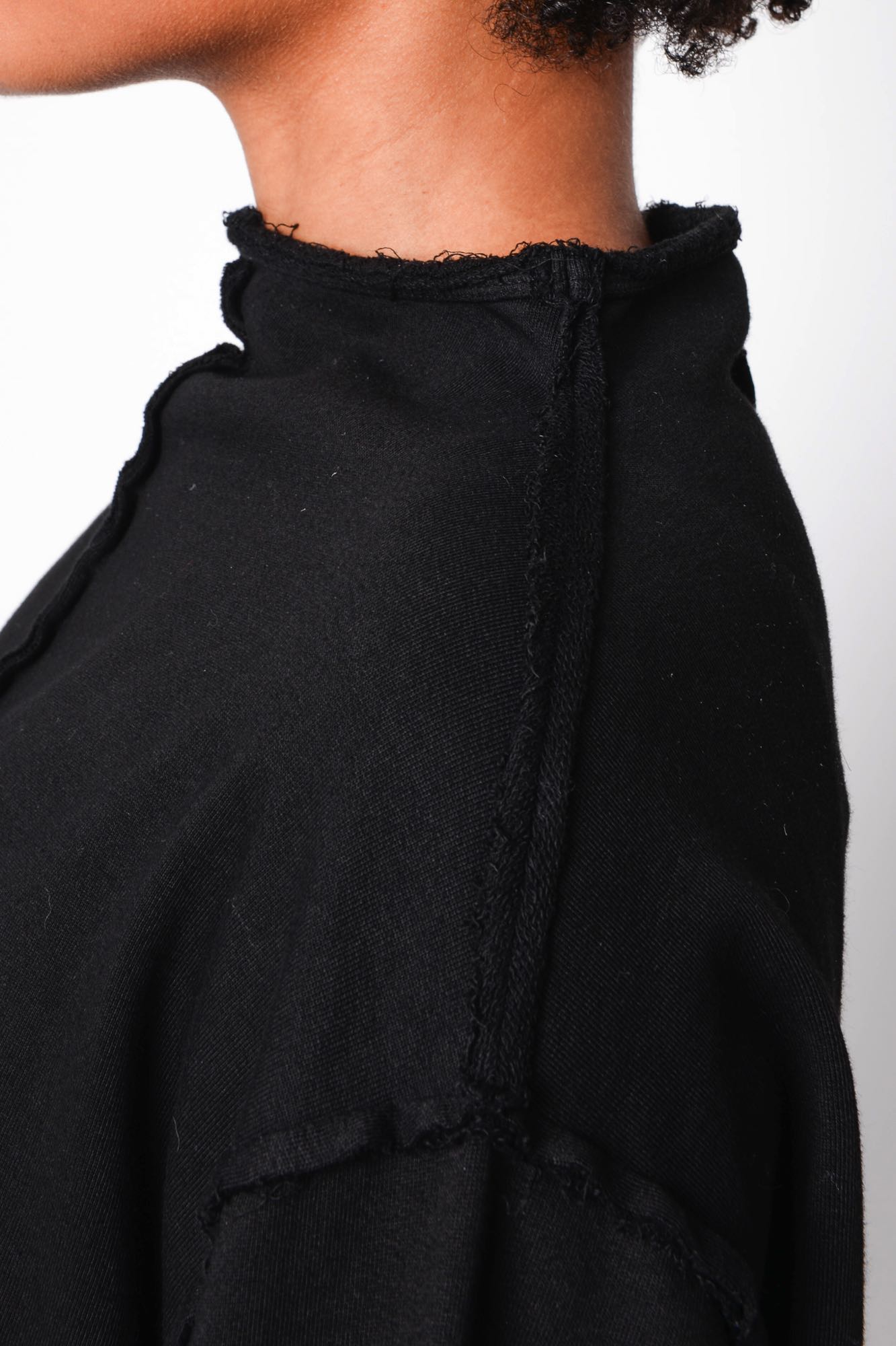 
                  
                    262.03.07 RV100 BLACK
                  
                