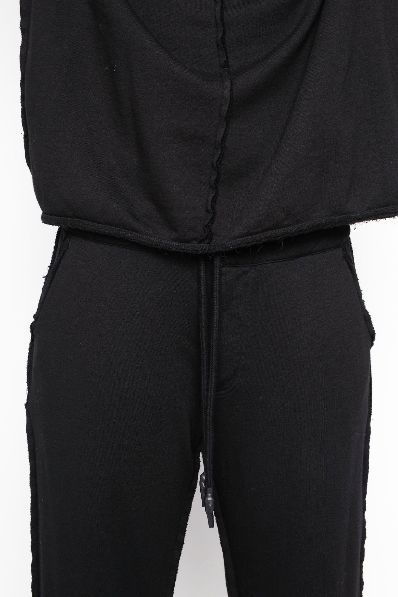 
                  
                    262.03.05 RV100 BLACK
                  
                