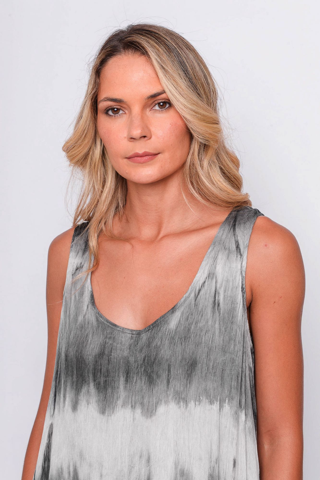 
                  
                    261.11.05 100% MODAL CRINKLE 119 TIE DYE
                  
                