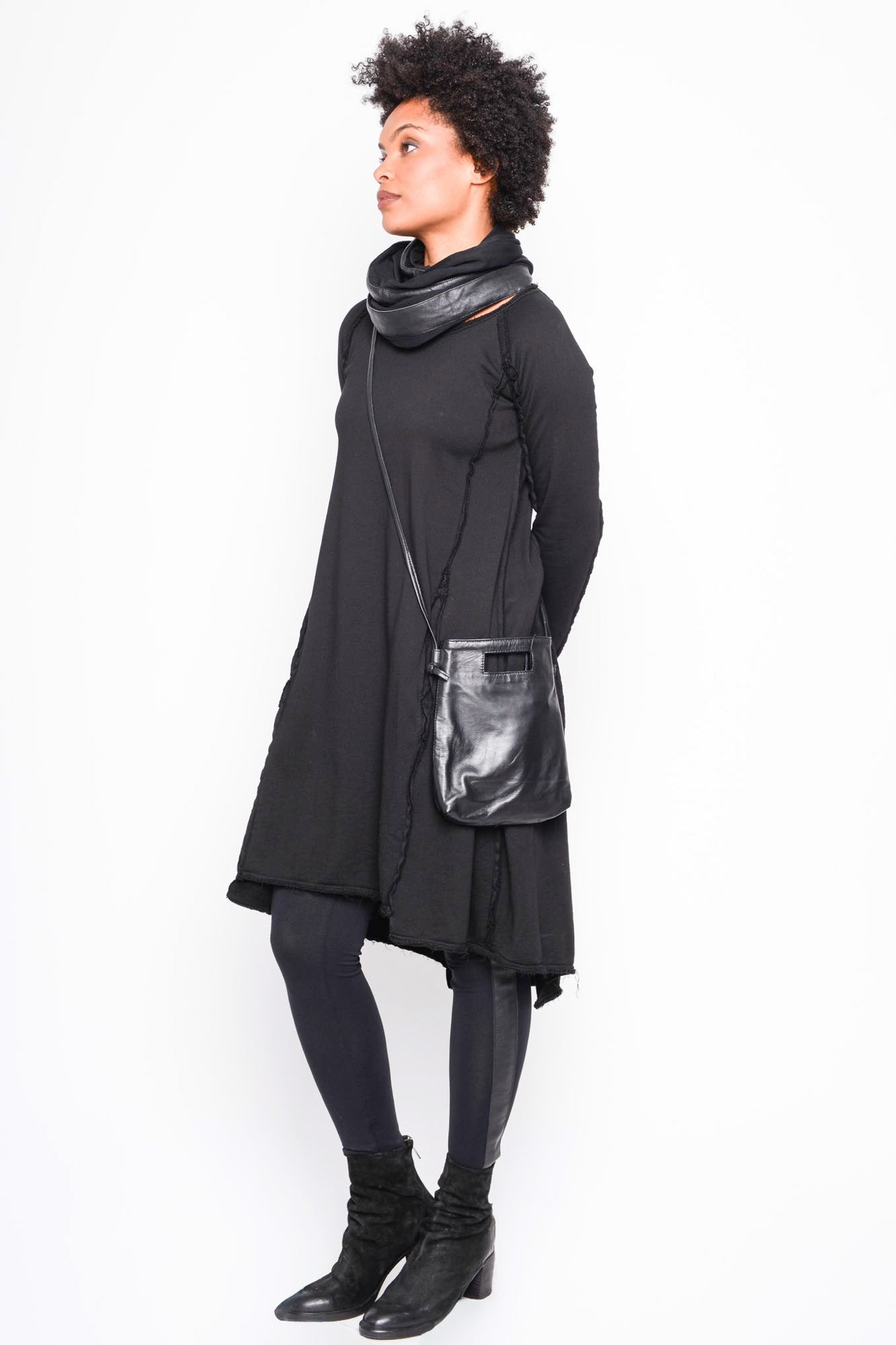 
                  
                    262.03.08 RV100 BLACK
                  
                