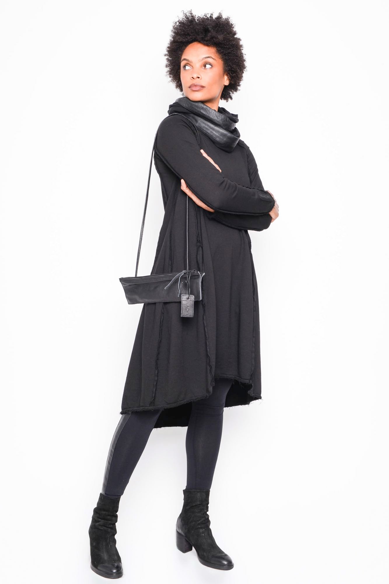 
                  
                    B40.262.40.26 100 BLACK
                  
                