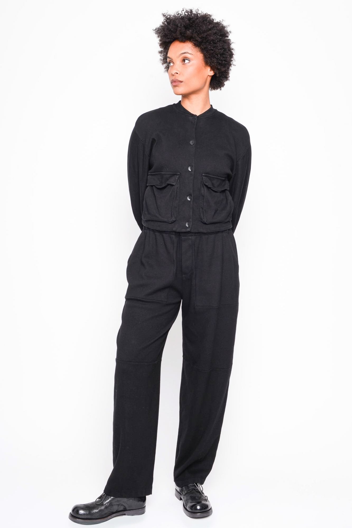 
                  
                    262.01.02 RV100 BLACK
                  
                
