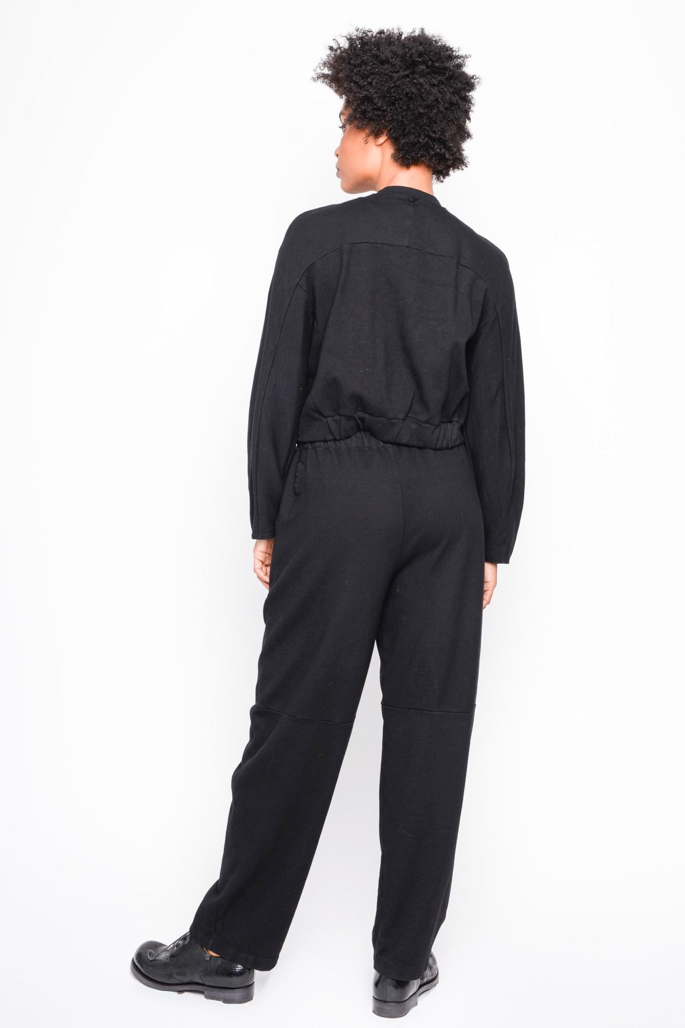
                  
                    262.01.02 RV100 BLACK
                  
                