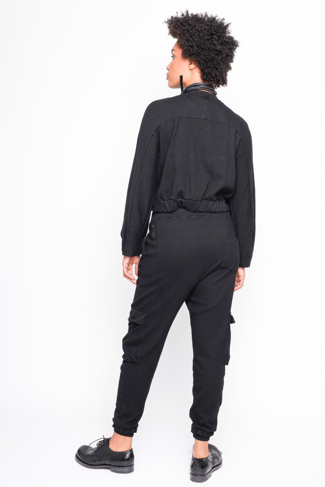 
                  
                    262.01.01 RV100 BLACK
                  
                