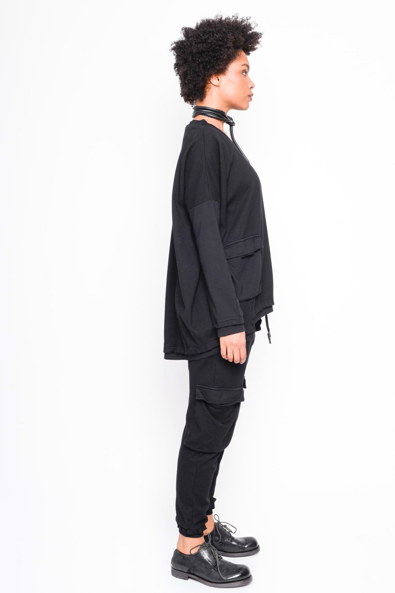 
                  
                    262.01.07 RV100 BLACK
                  
                